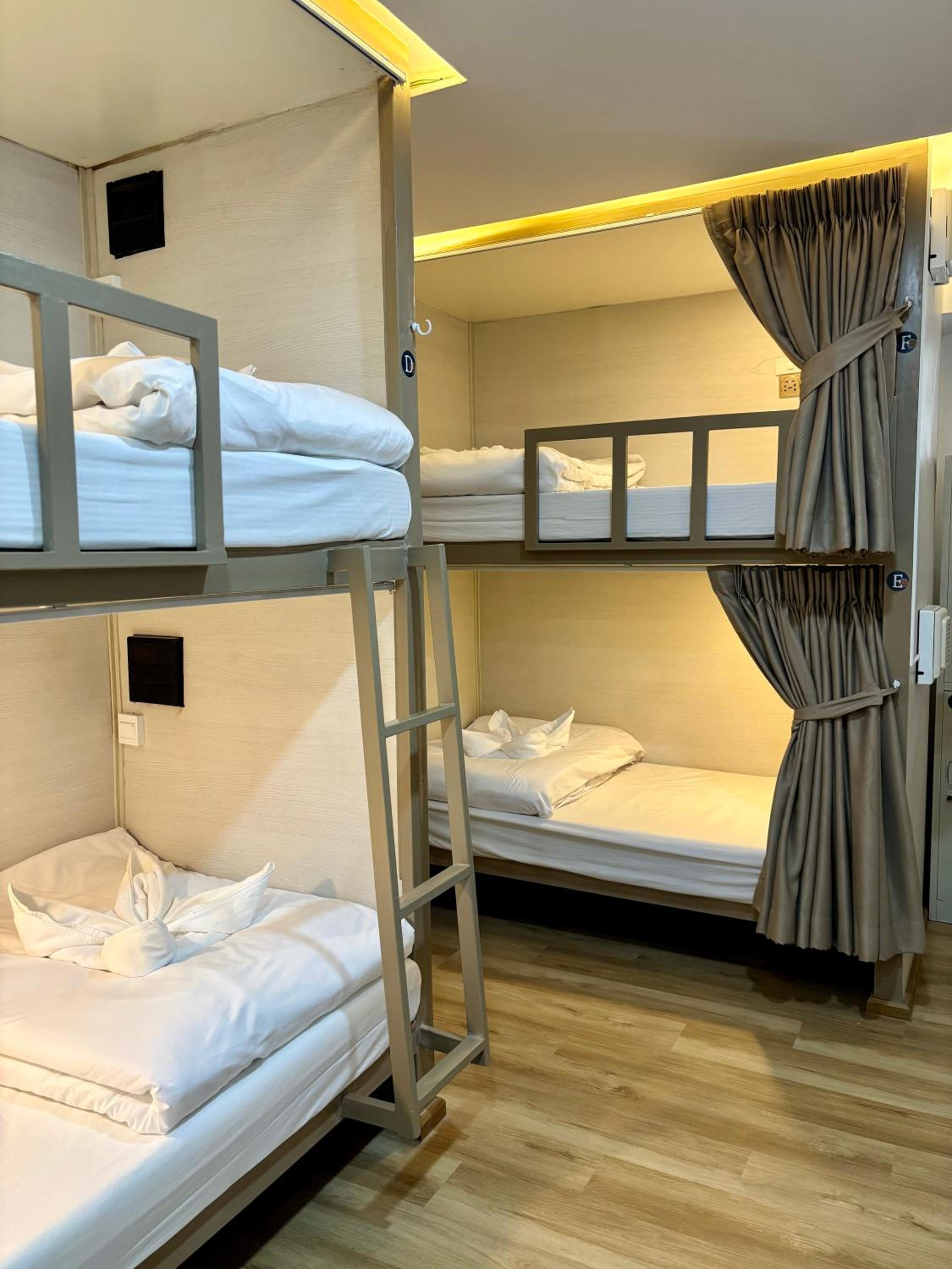 Bunk Bed in Mixed Dormitory Room photo 3
