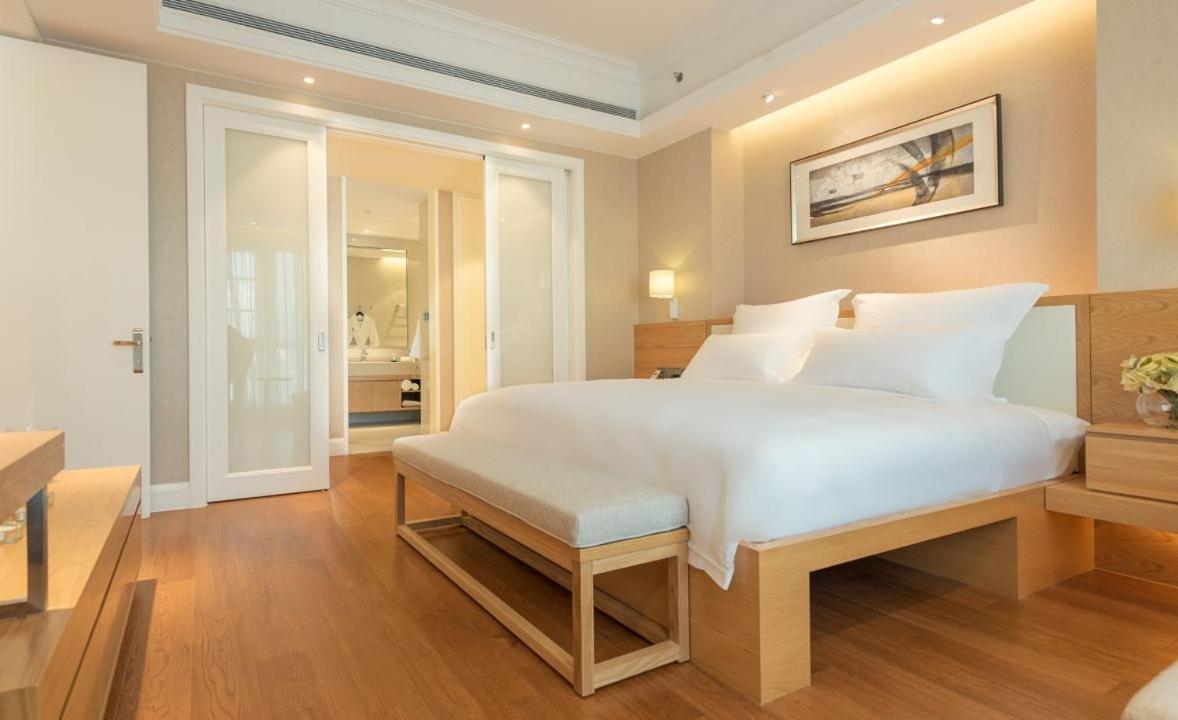 Deluxe suite with Executive Lounge  photo 1