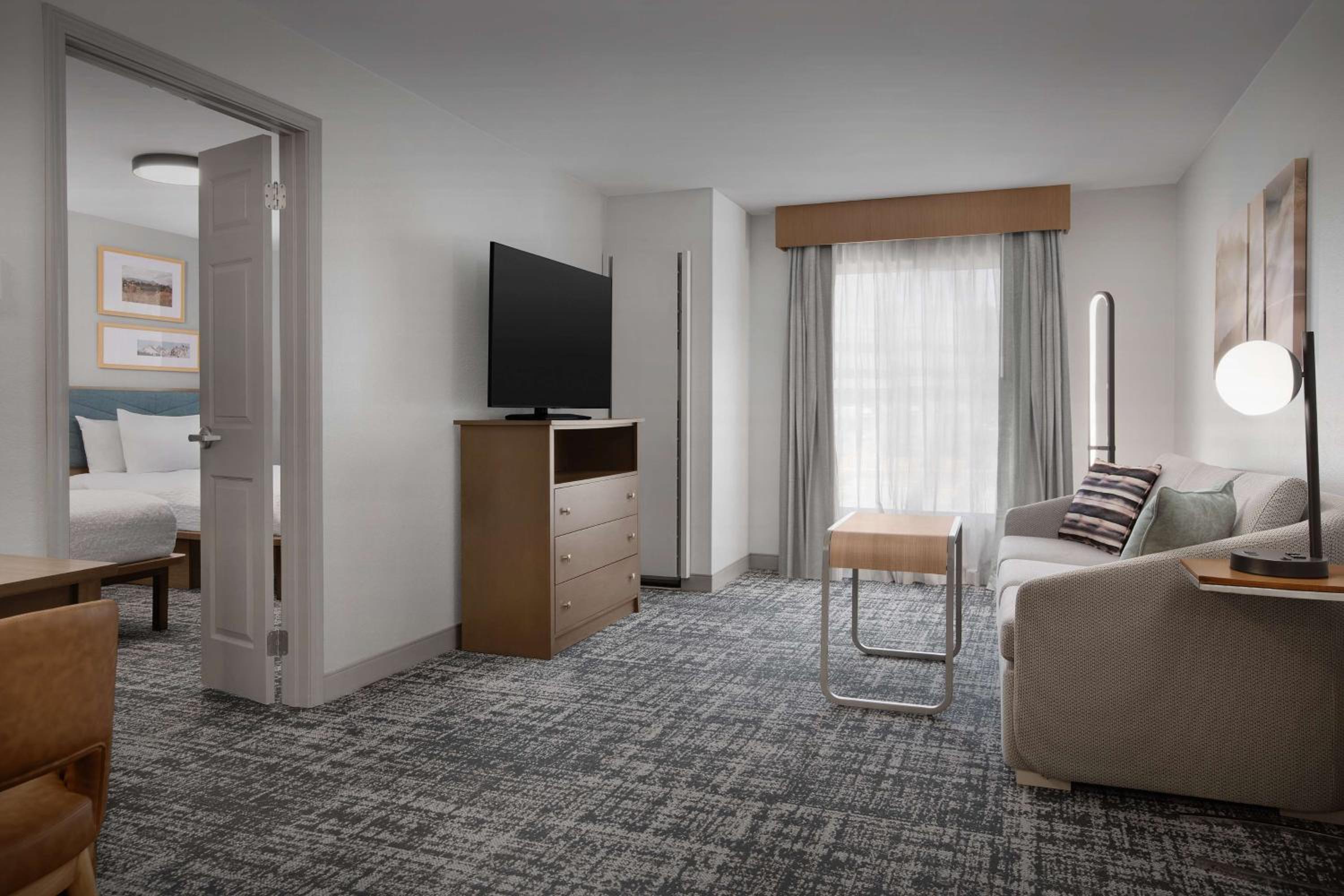 Studio Suite with Two Queen Beds - Photo 2