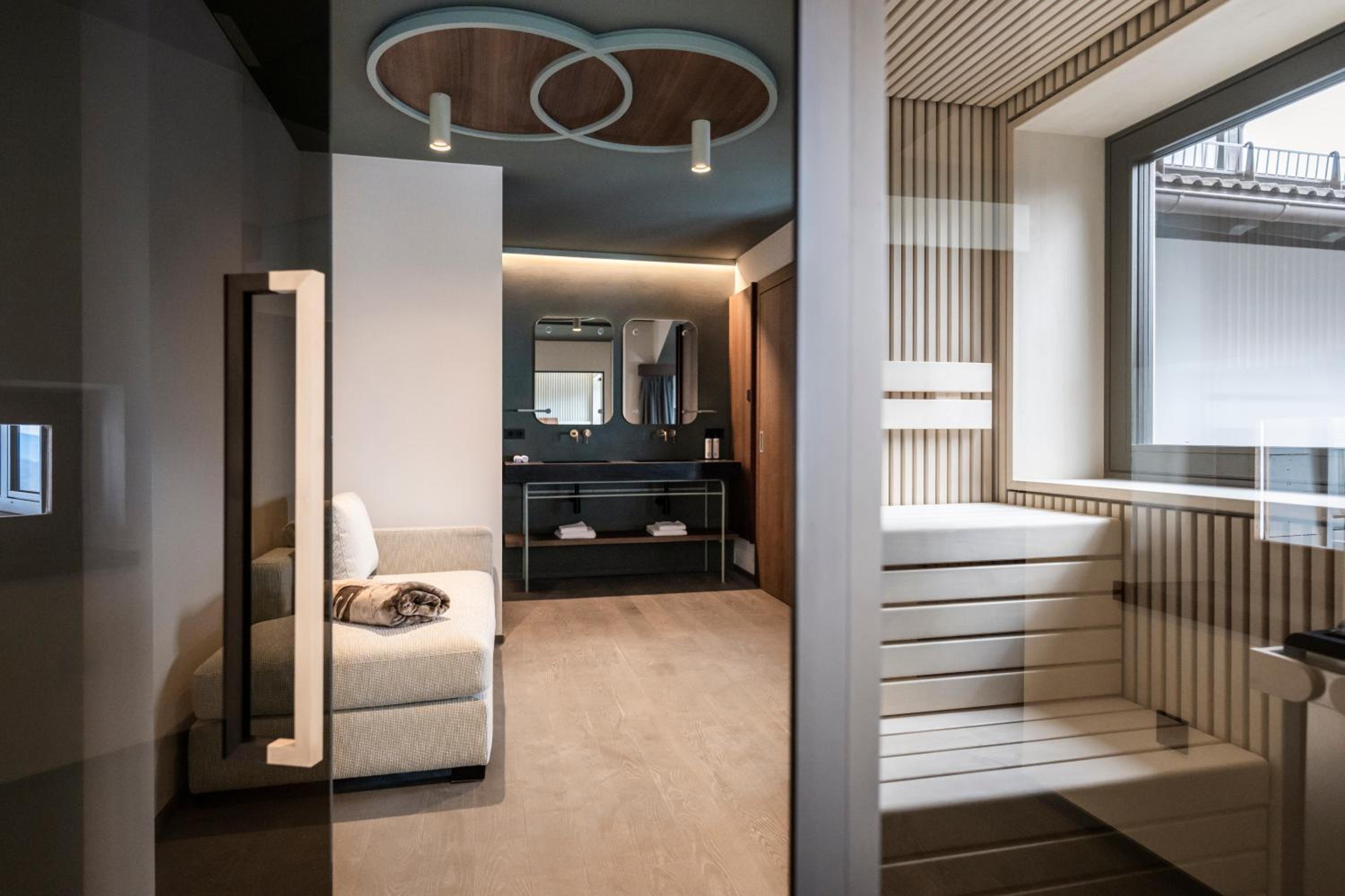Suite with Sauna - Photo 5