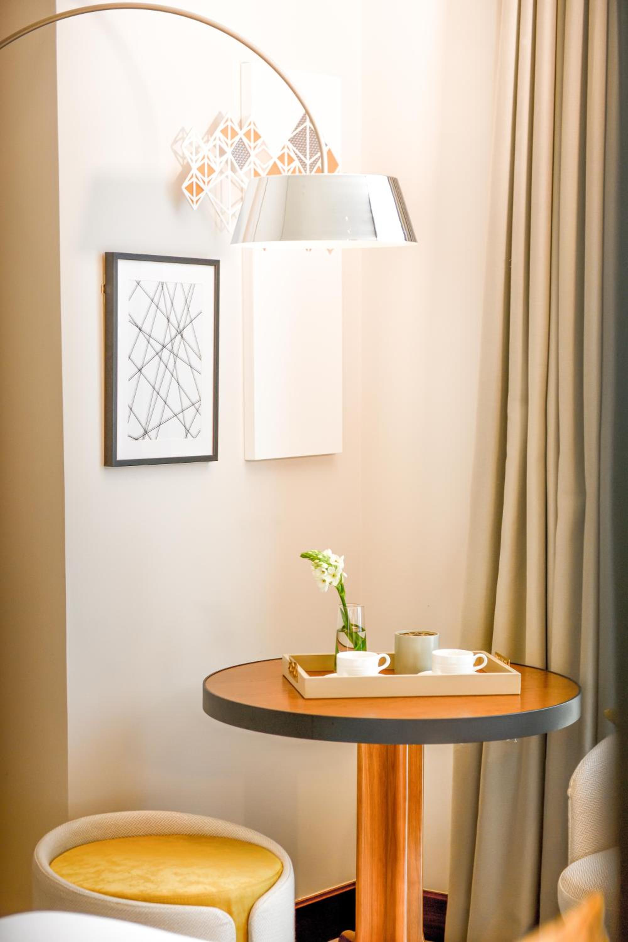 Premium King Room photo 2