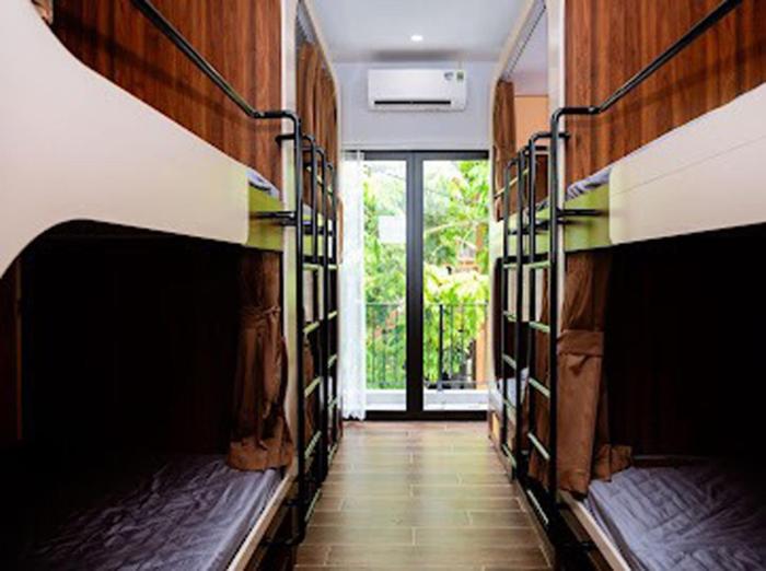 Bed in 8-Bed Mixed Dormitory Room