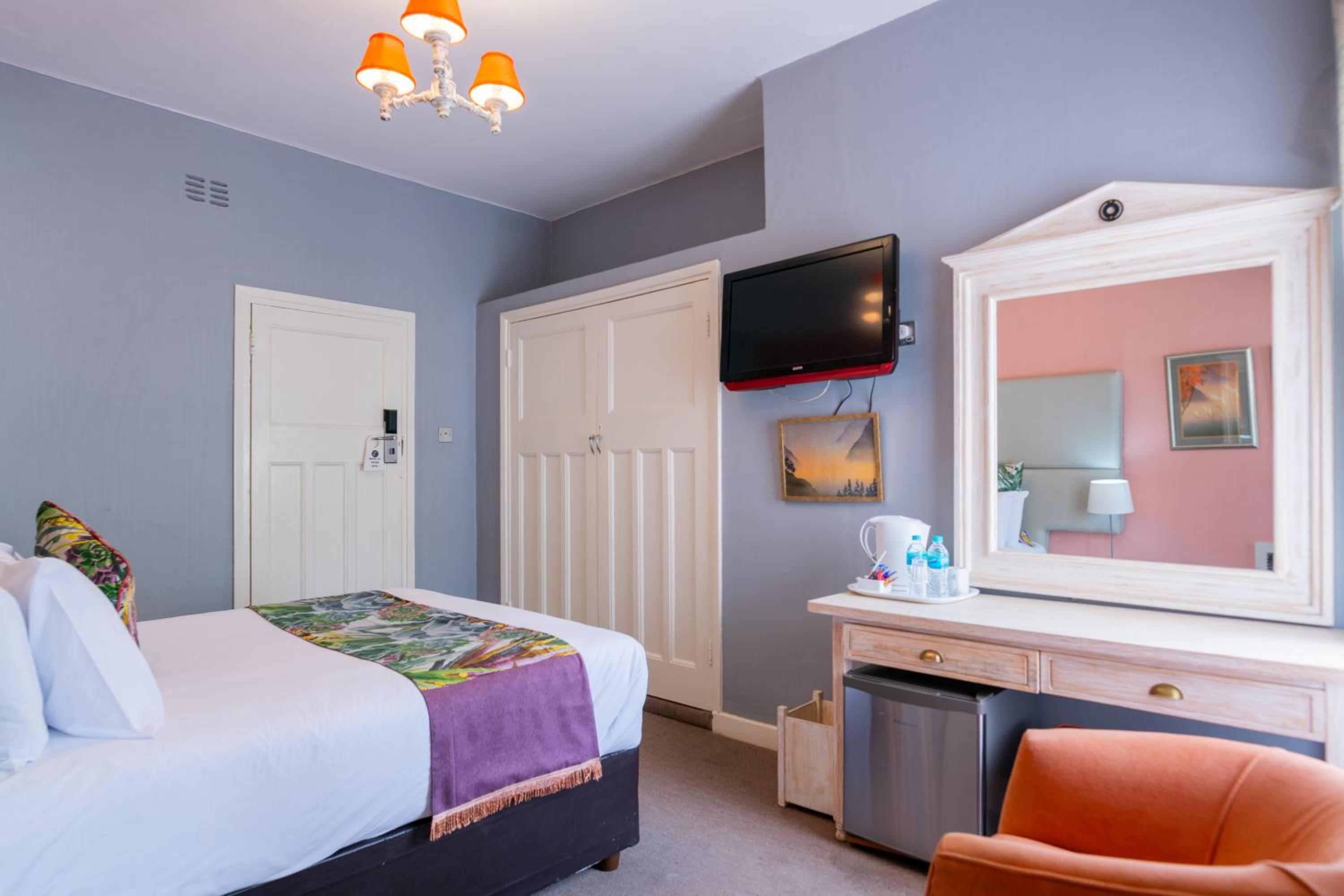 Standard Double Room photo 3