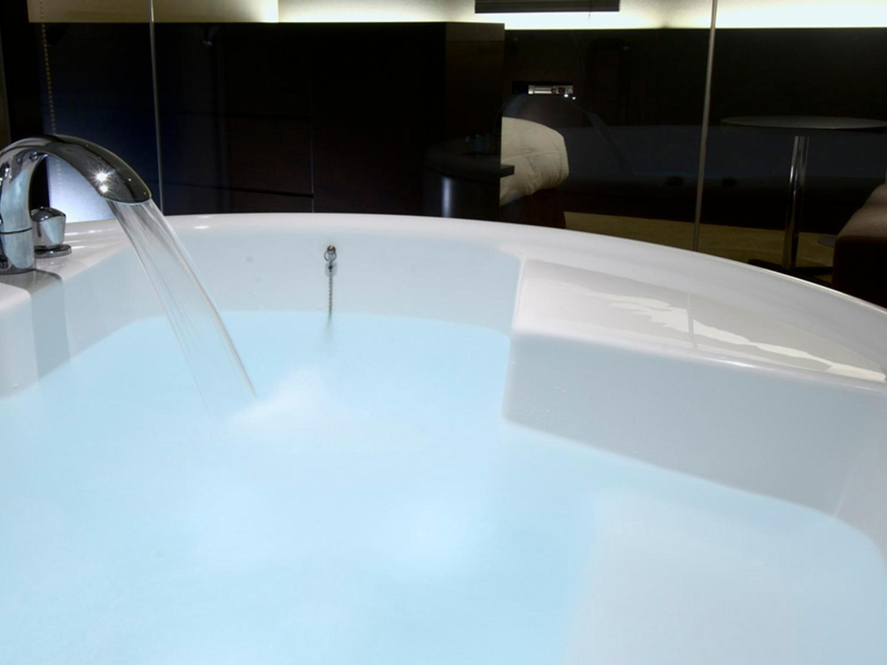 Deluxe Double Room - Executive Floor with Lounge Access - Photo 2