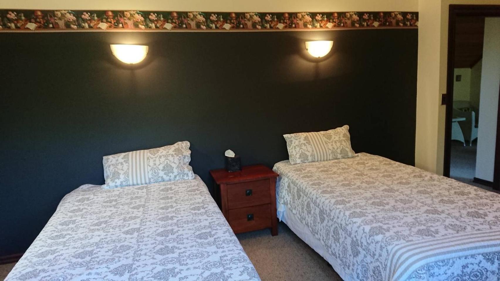 Double or Twin Room with Bathroom photo 3