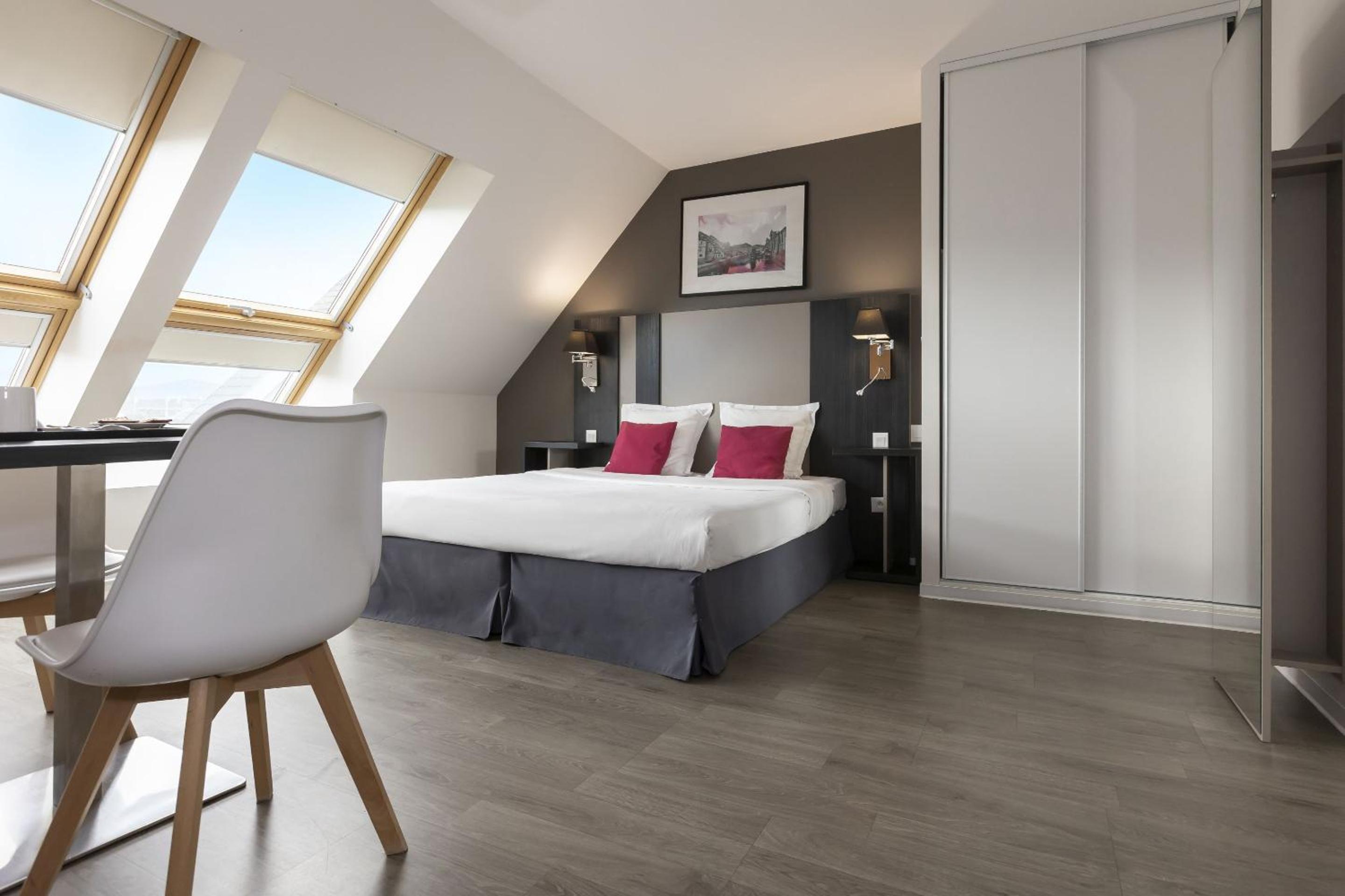 Standard Studio (2 Adults) - Photo 4