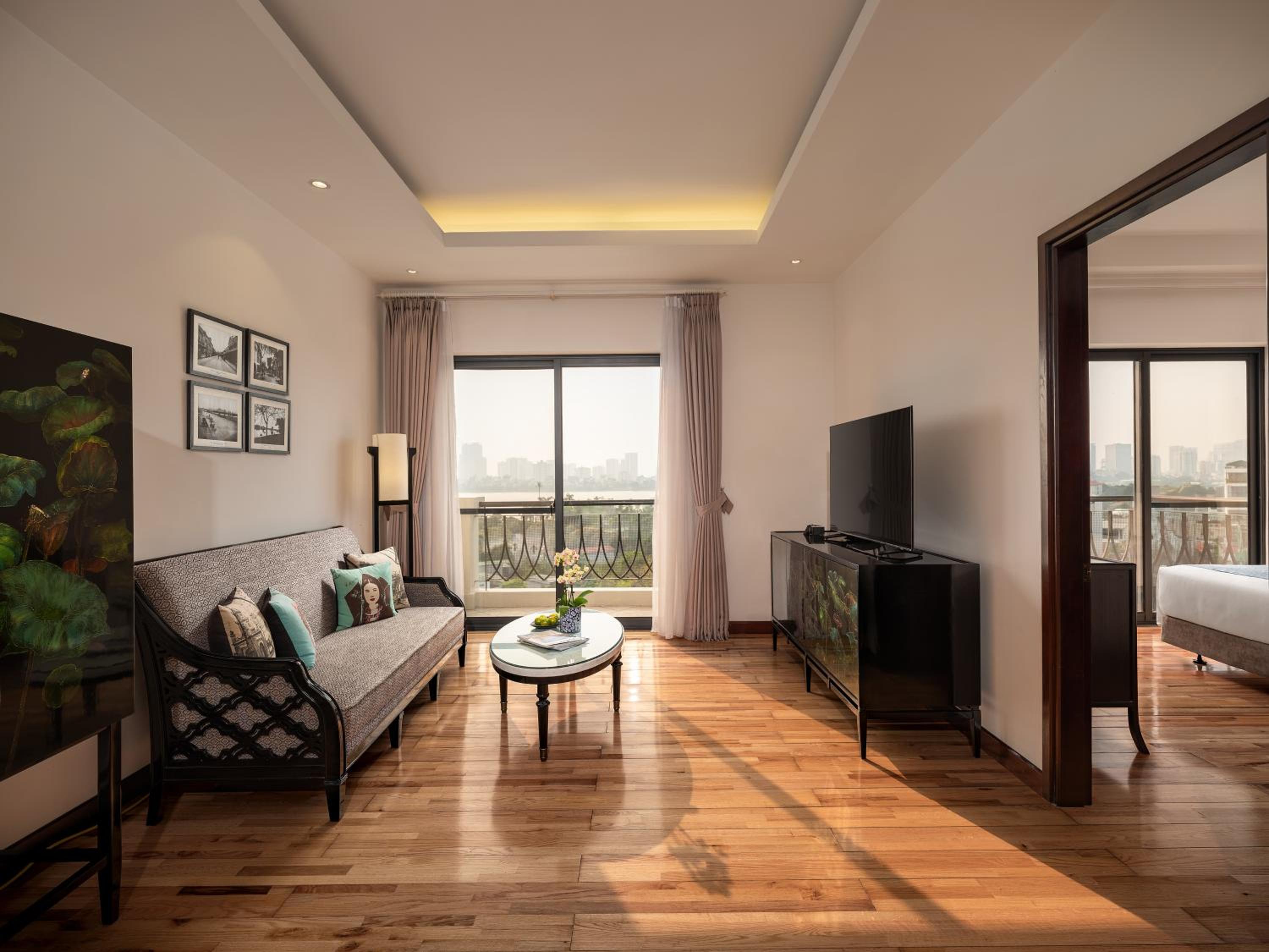 One-Bedroom Premium Apartment photo 3