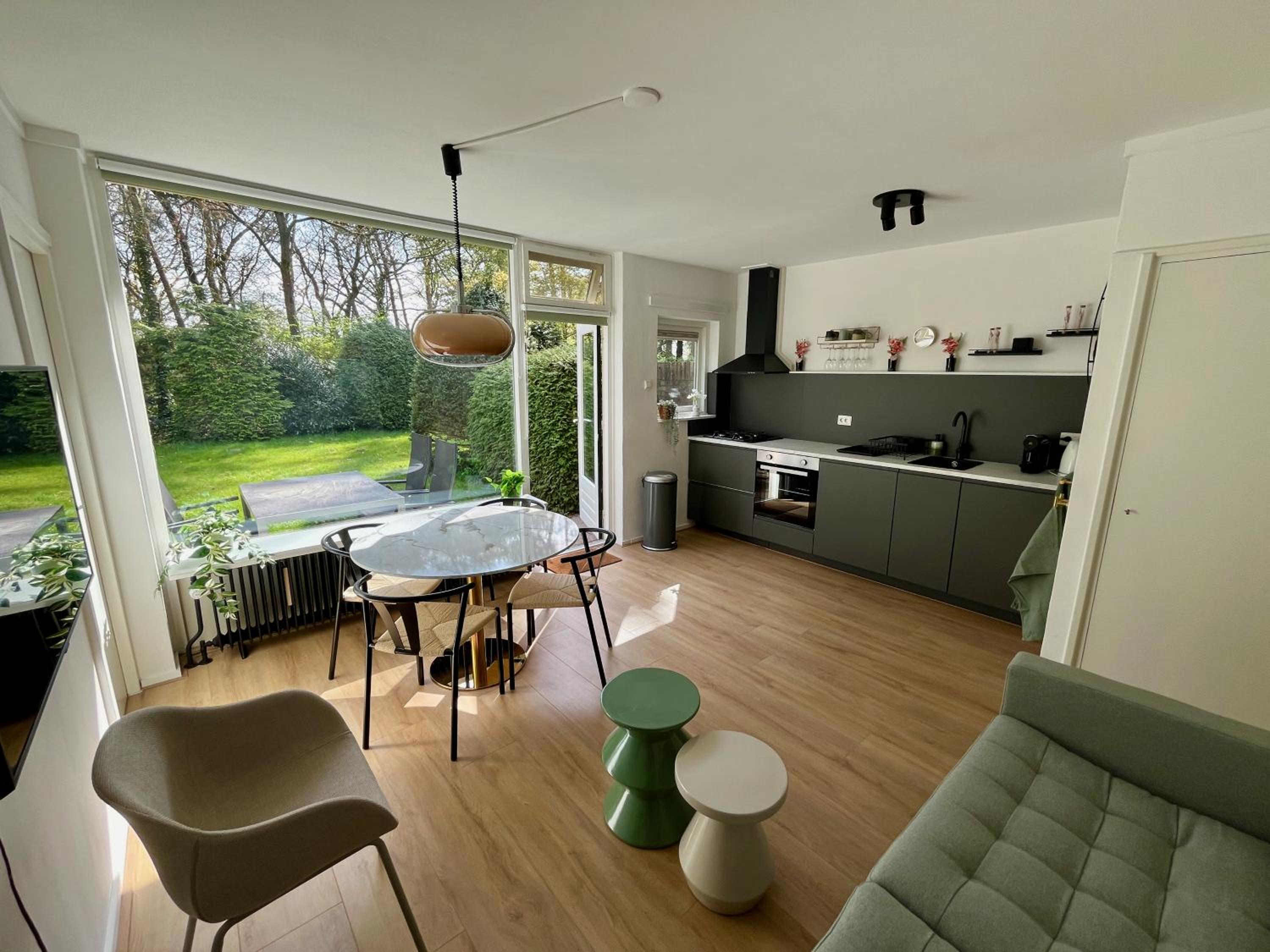 Two-Bedroom House photo 2
