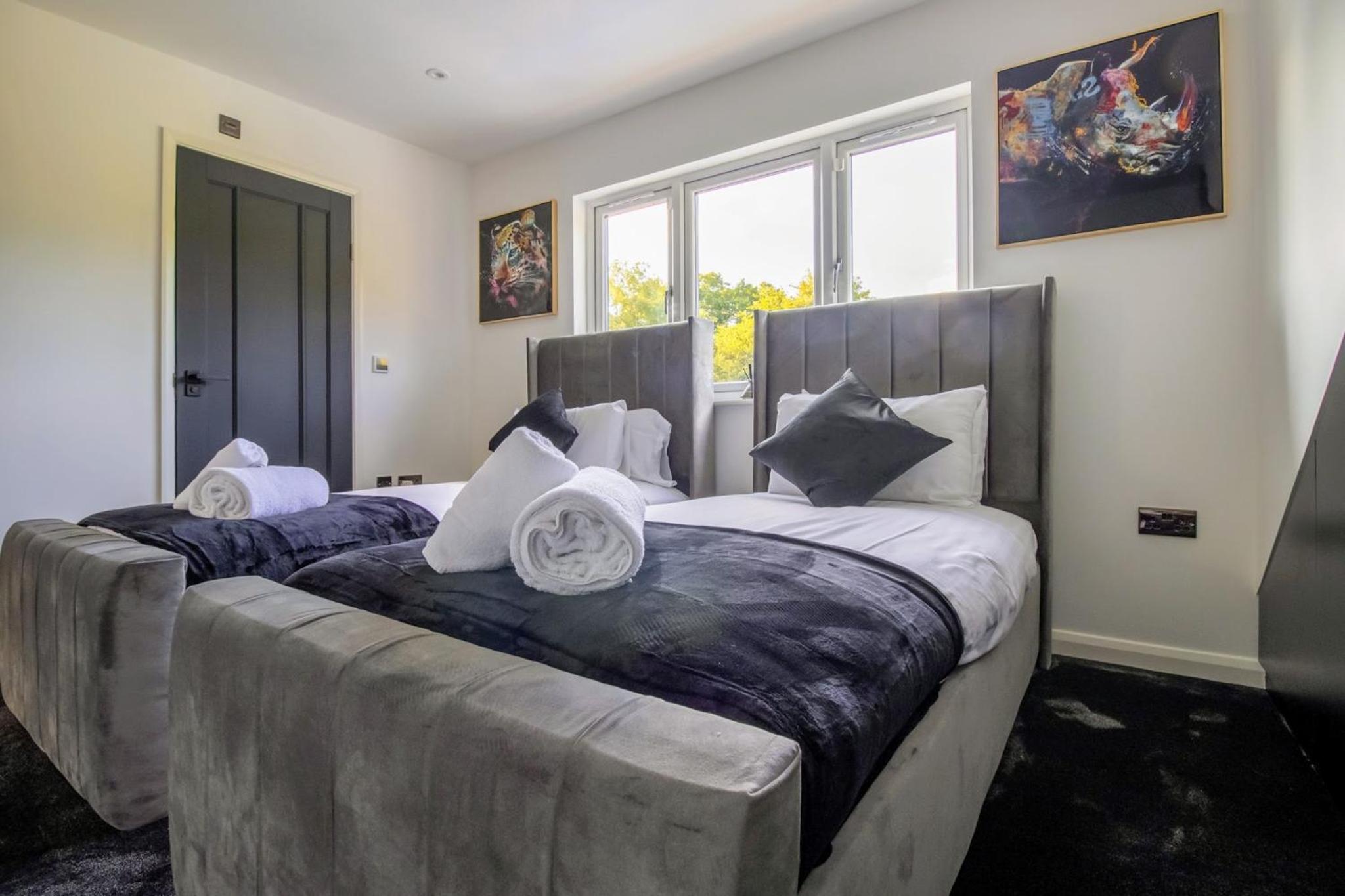 Four-Bedroom Vacation Home photo 2