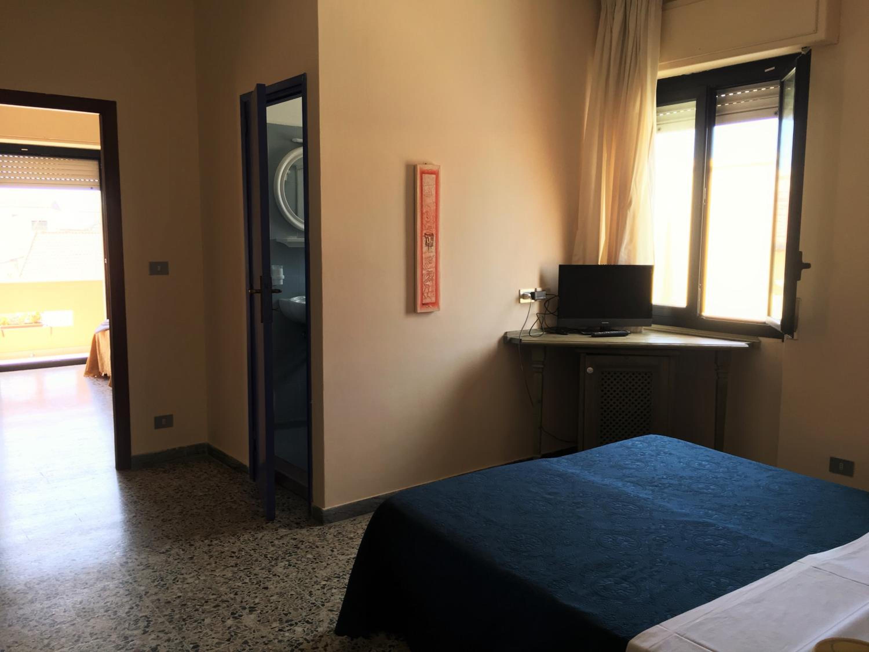 Superior Triple Room with Sea View
