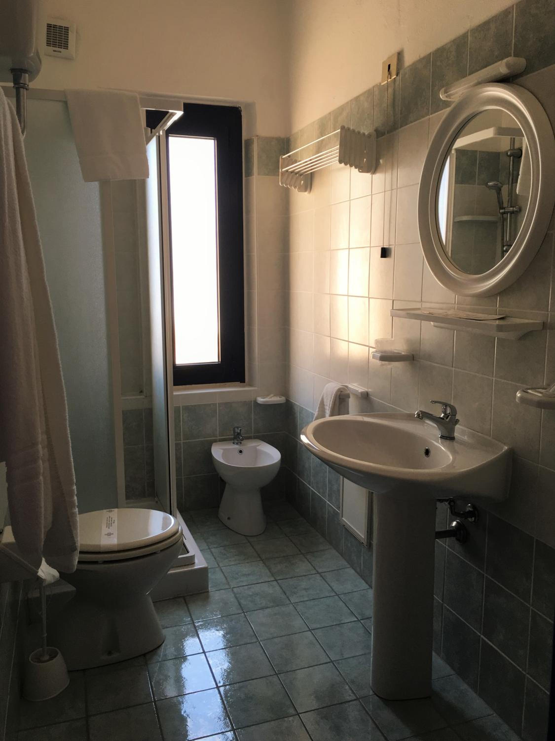 Triple Room (3 Adults) photo 3