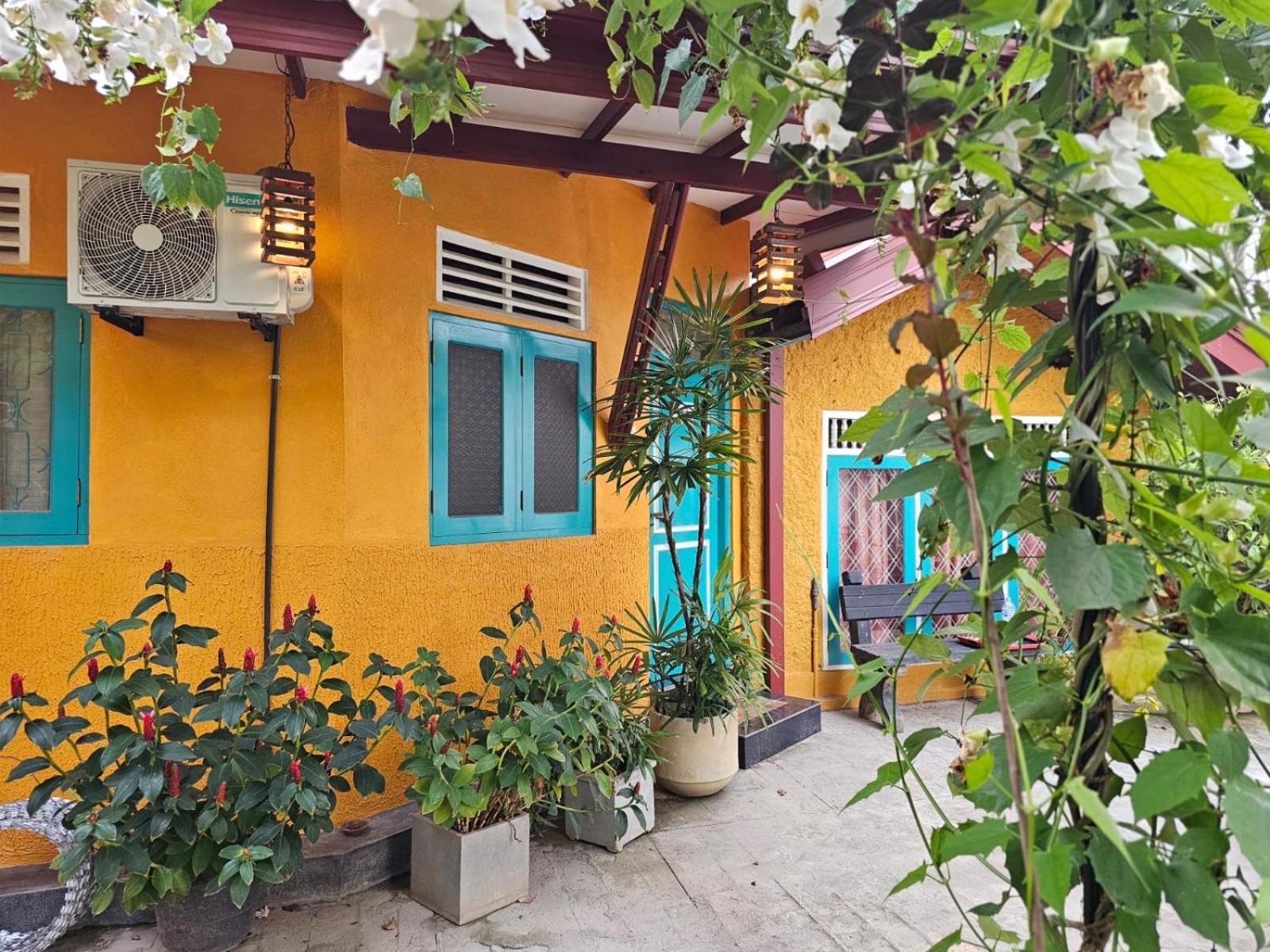 Superior Double Room with Free Airport Shuttle photo 1