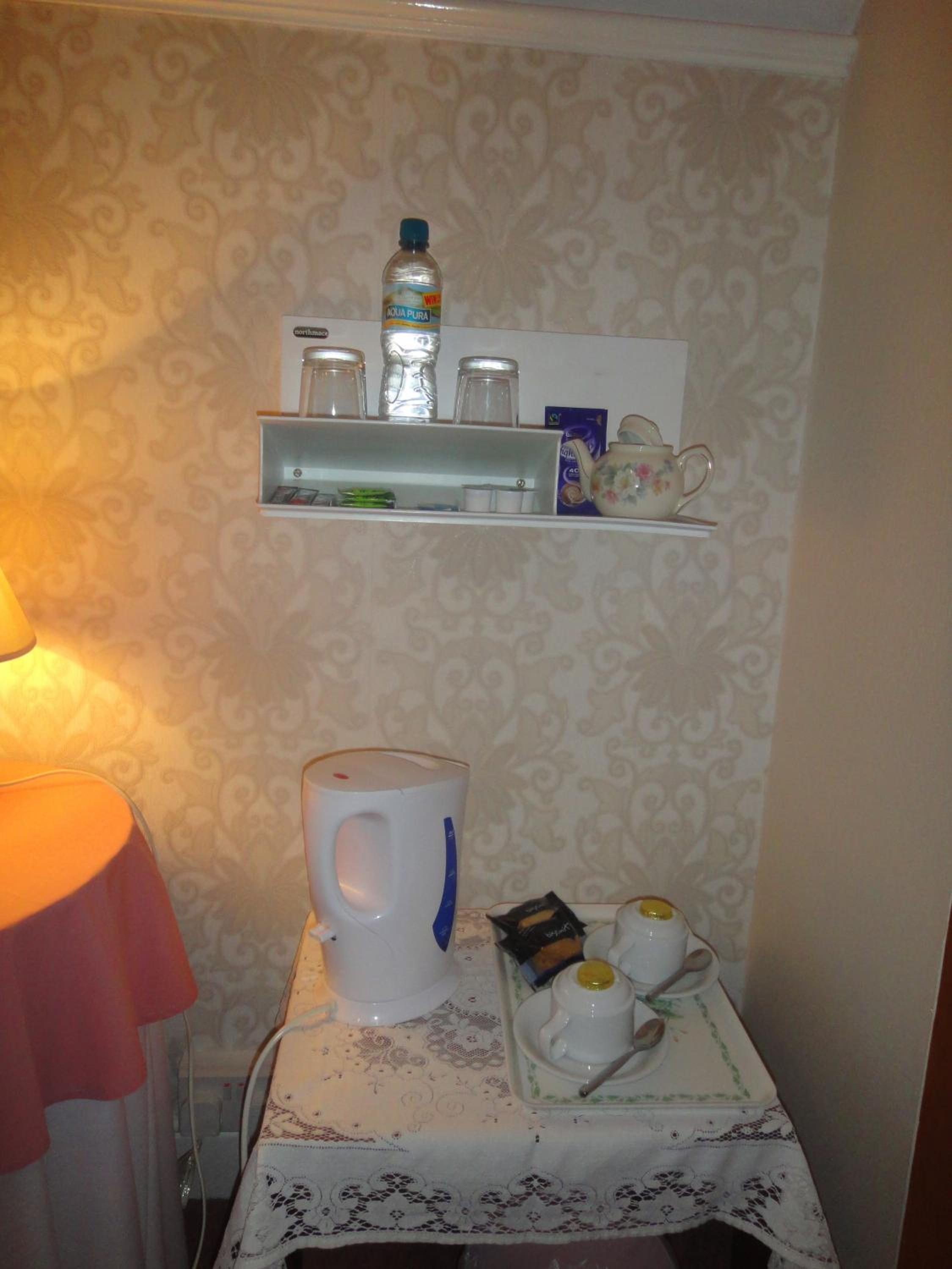 Double Room with Bath photo 3