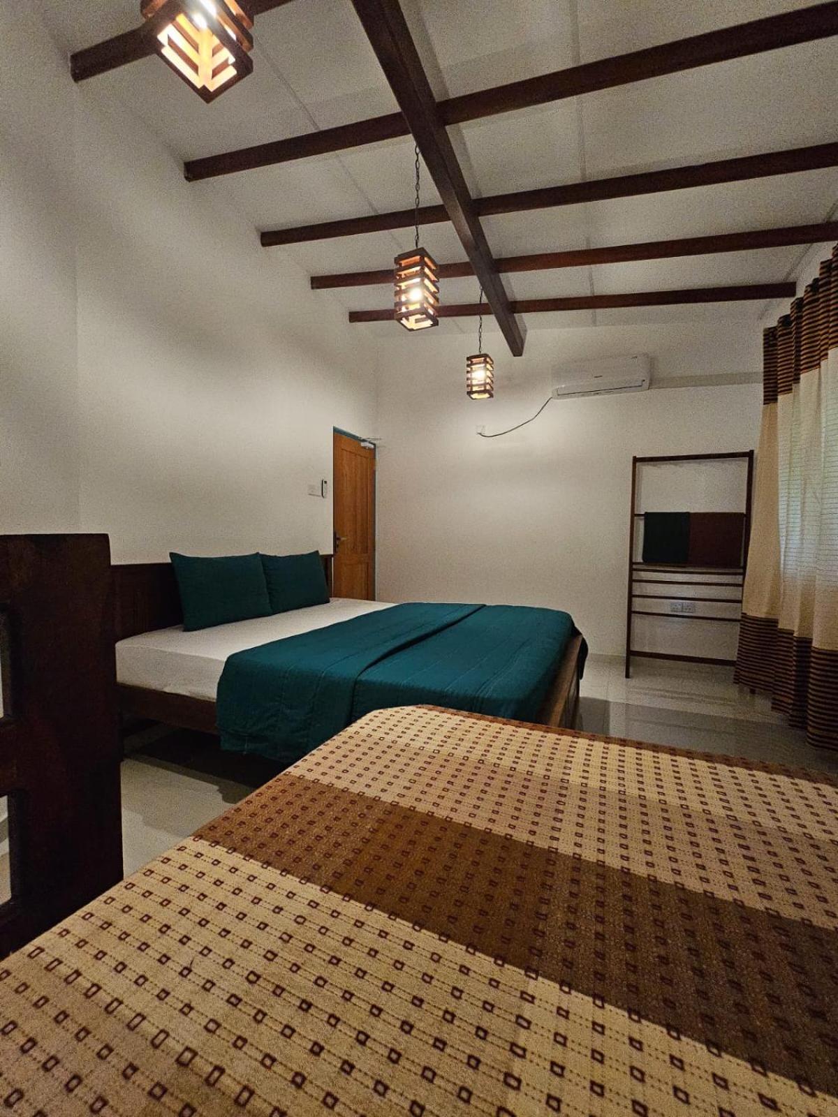 Superior Double Room with Free Airport Shuttle photo 2