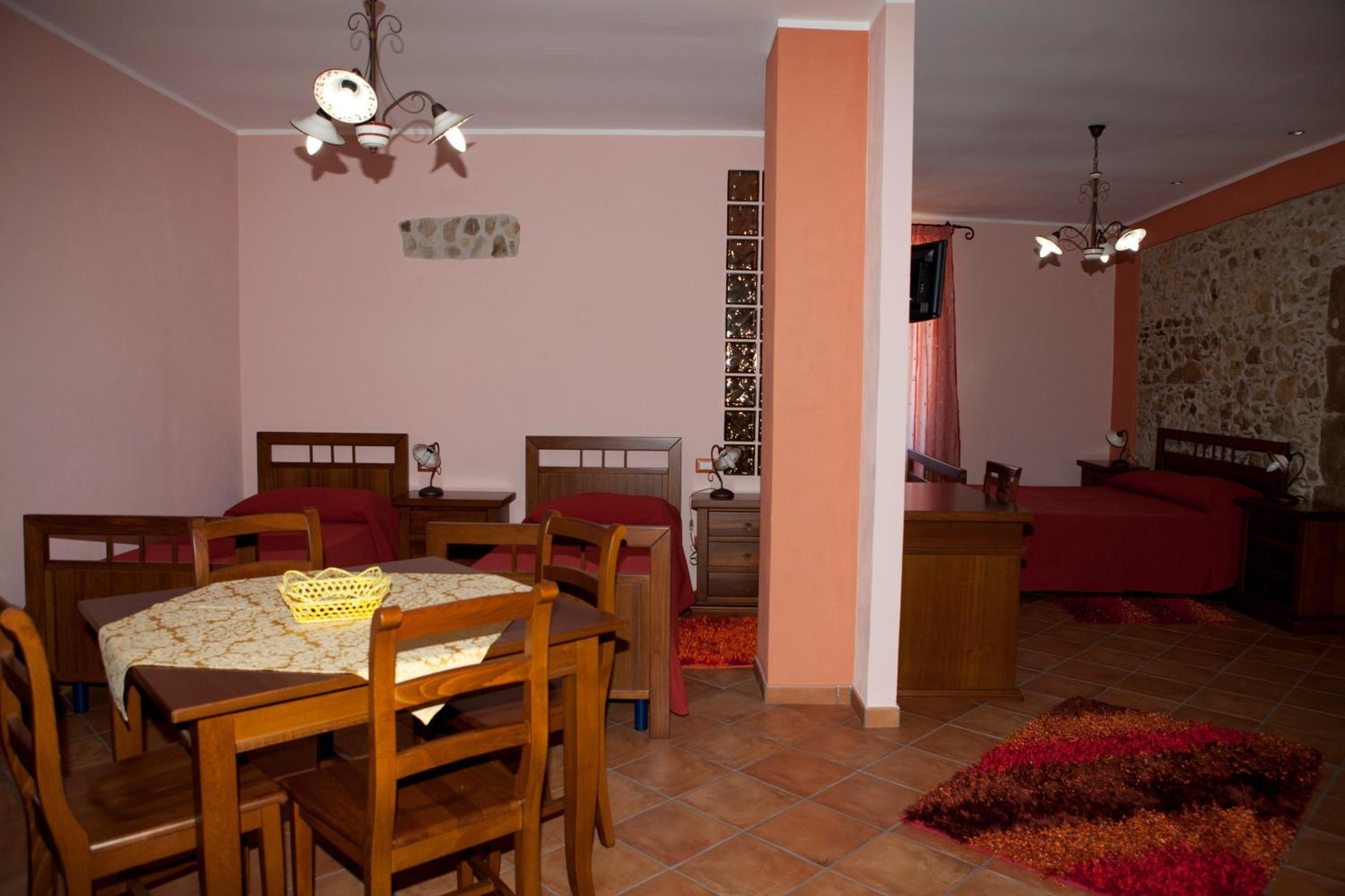 Quadruple Room photo 2