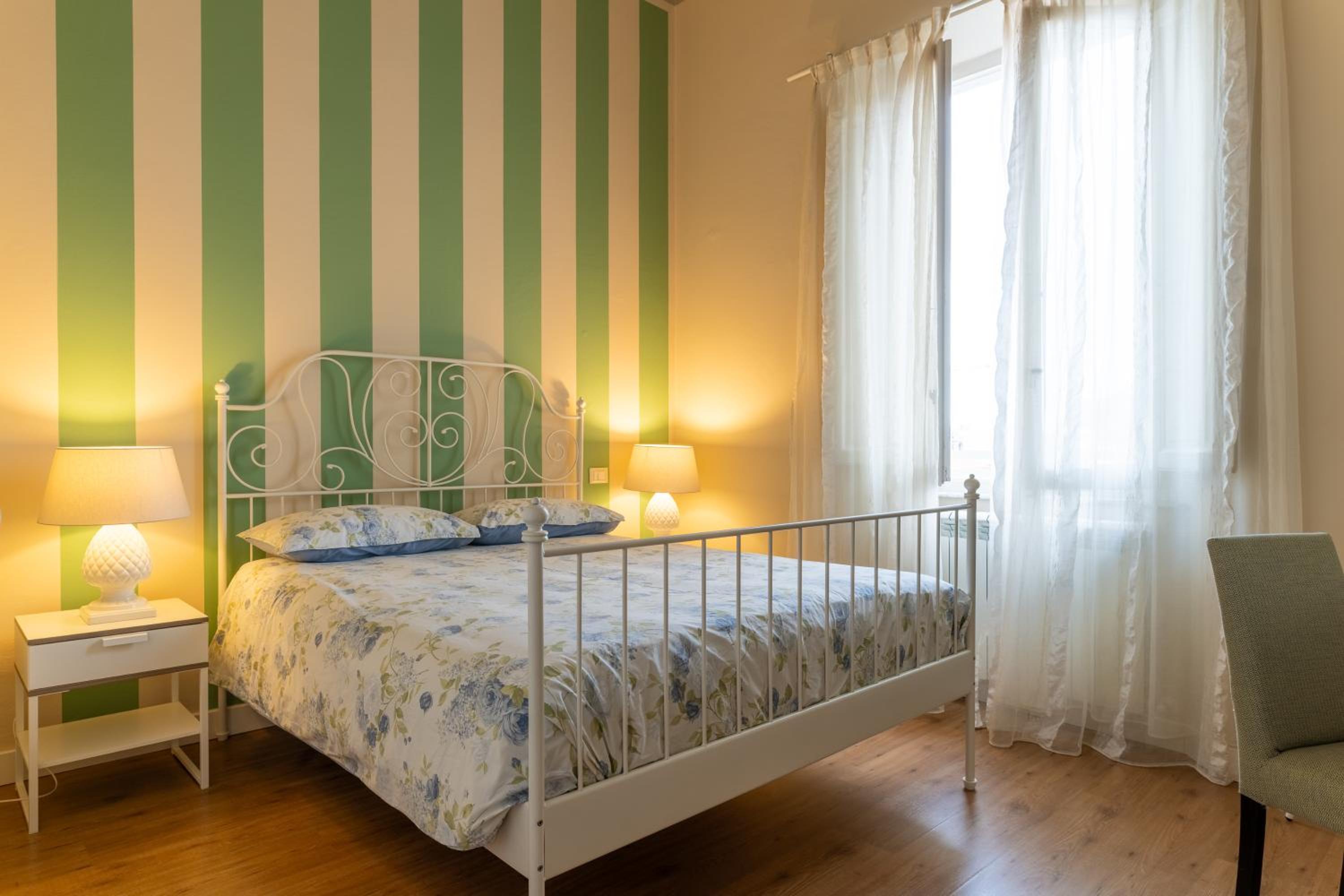Two-Bedroom Apartment - Photo 18