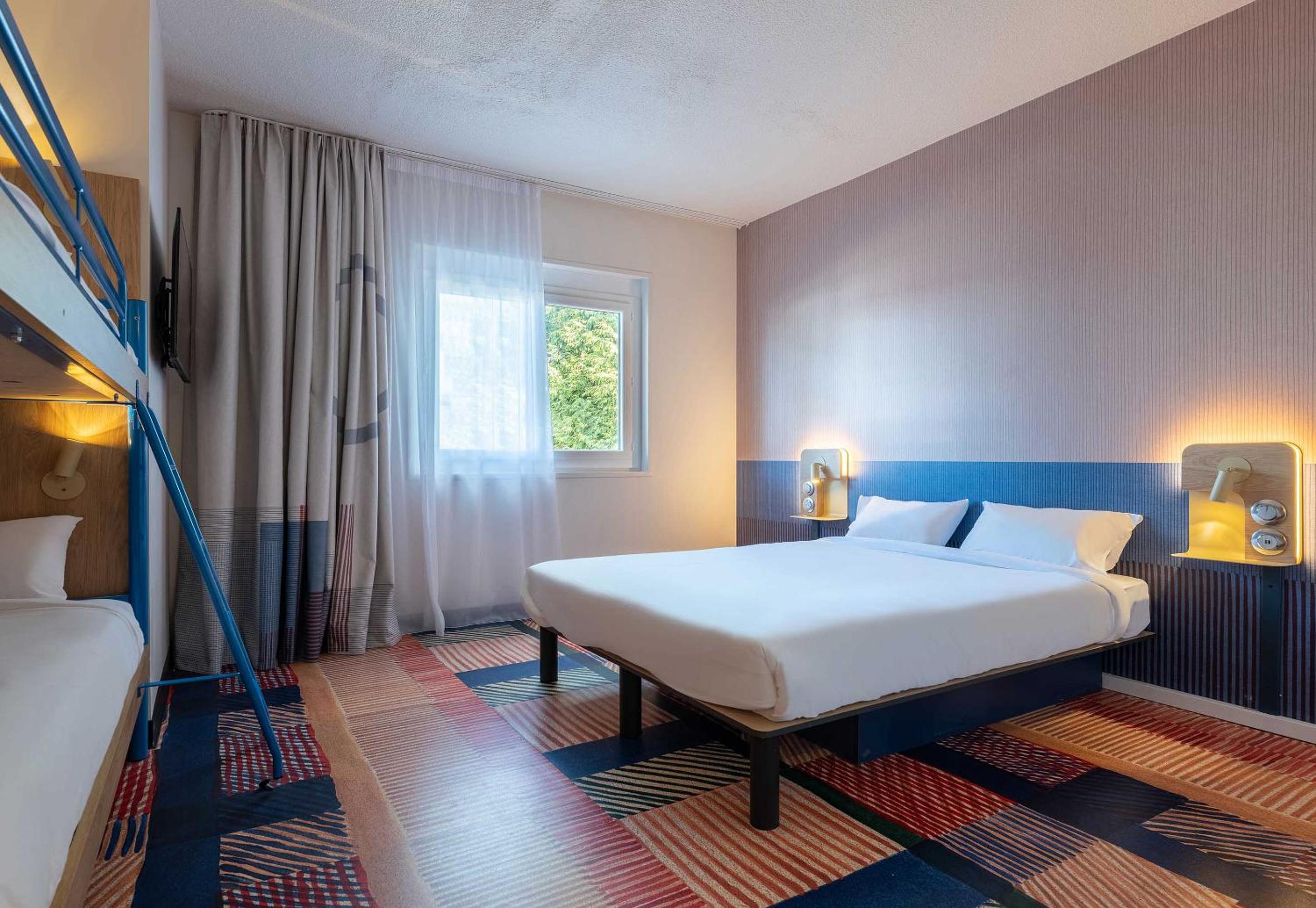 Quadruple Room - Photo 2