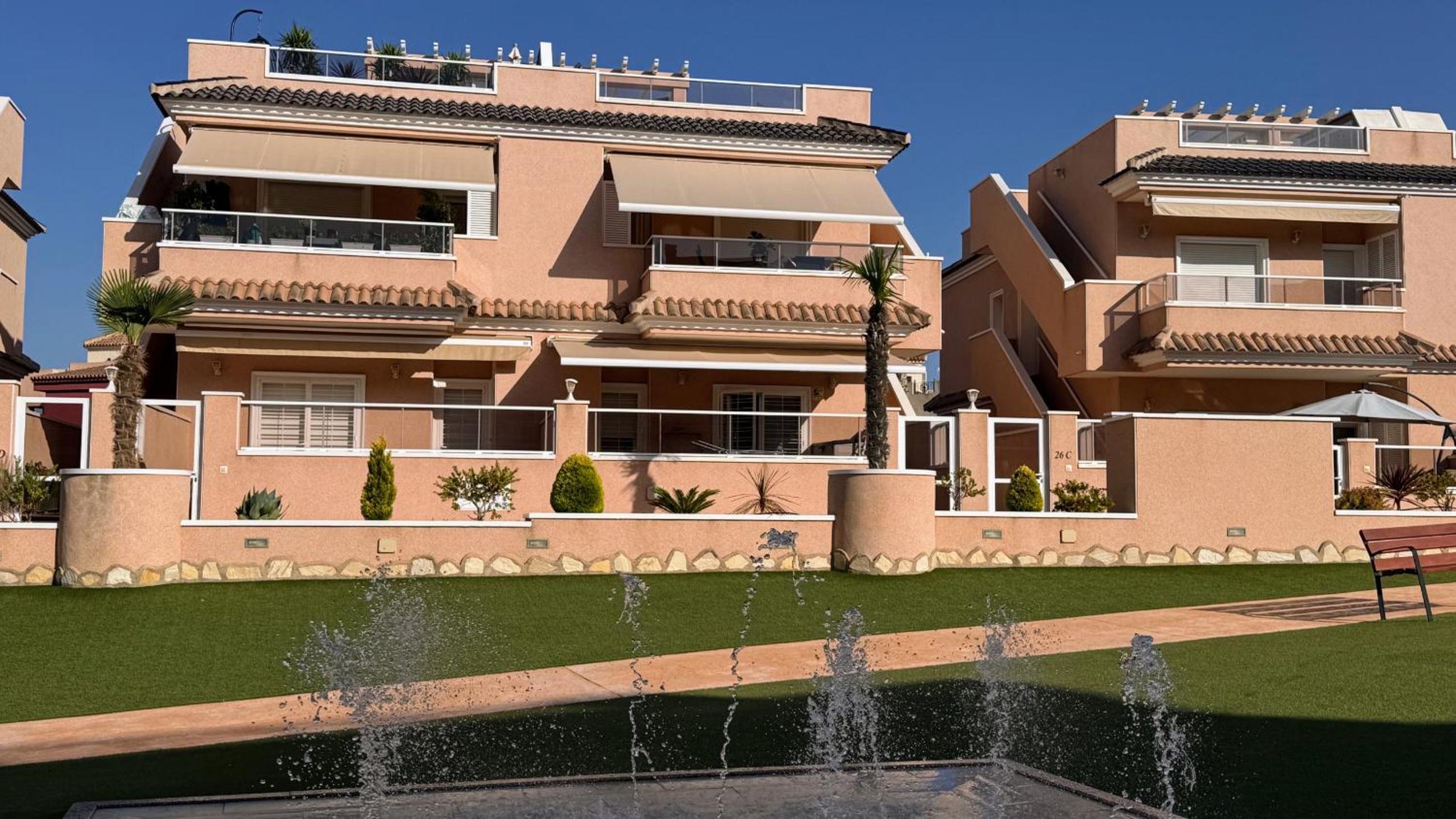 Two-Bedroom Deluxe Apartment with Balcony