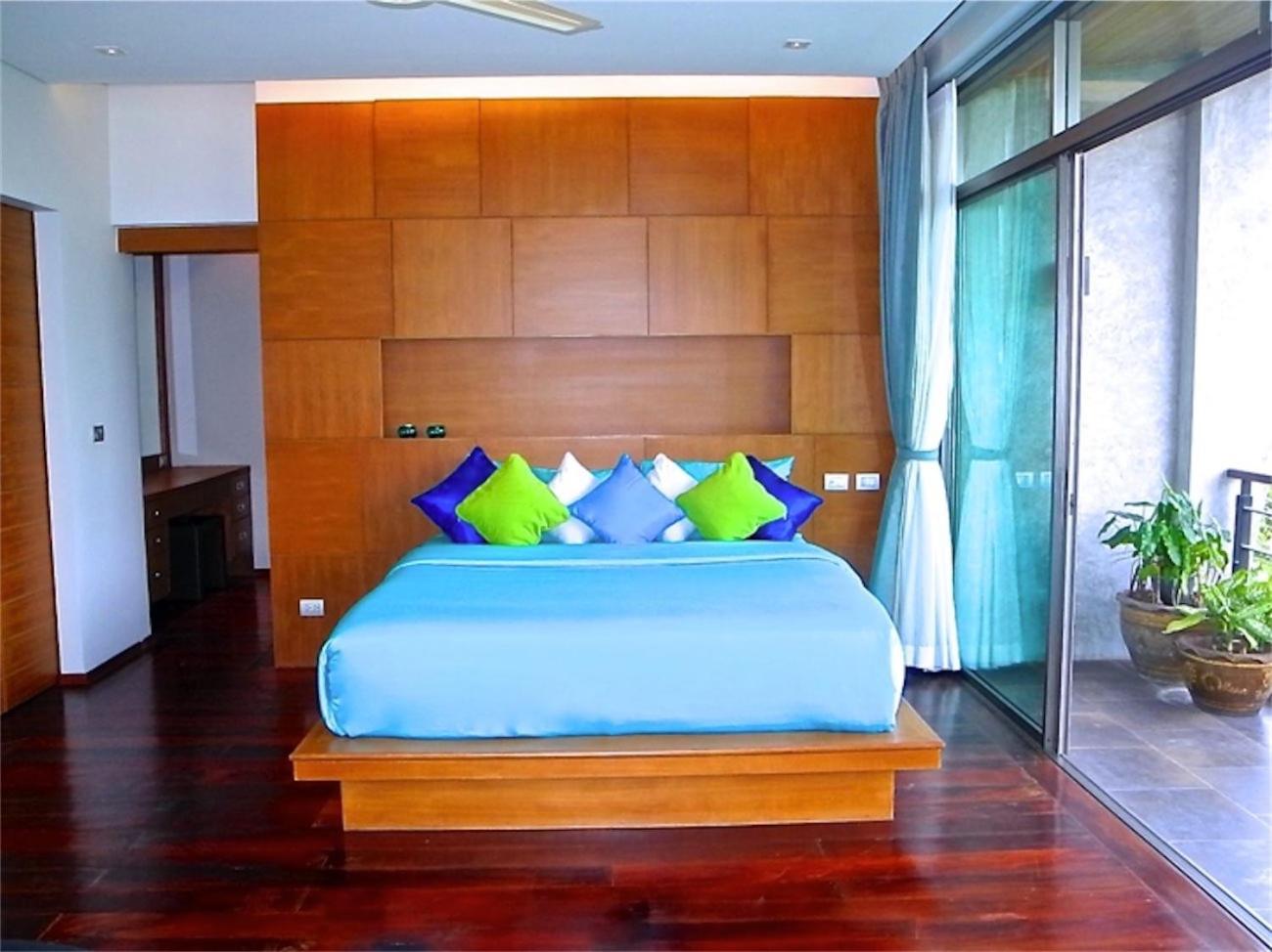 Villa with Sea View photo 1
