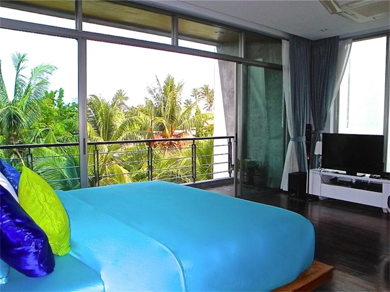 Villa with Sea View photo 2