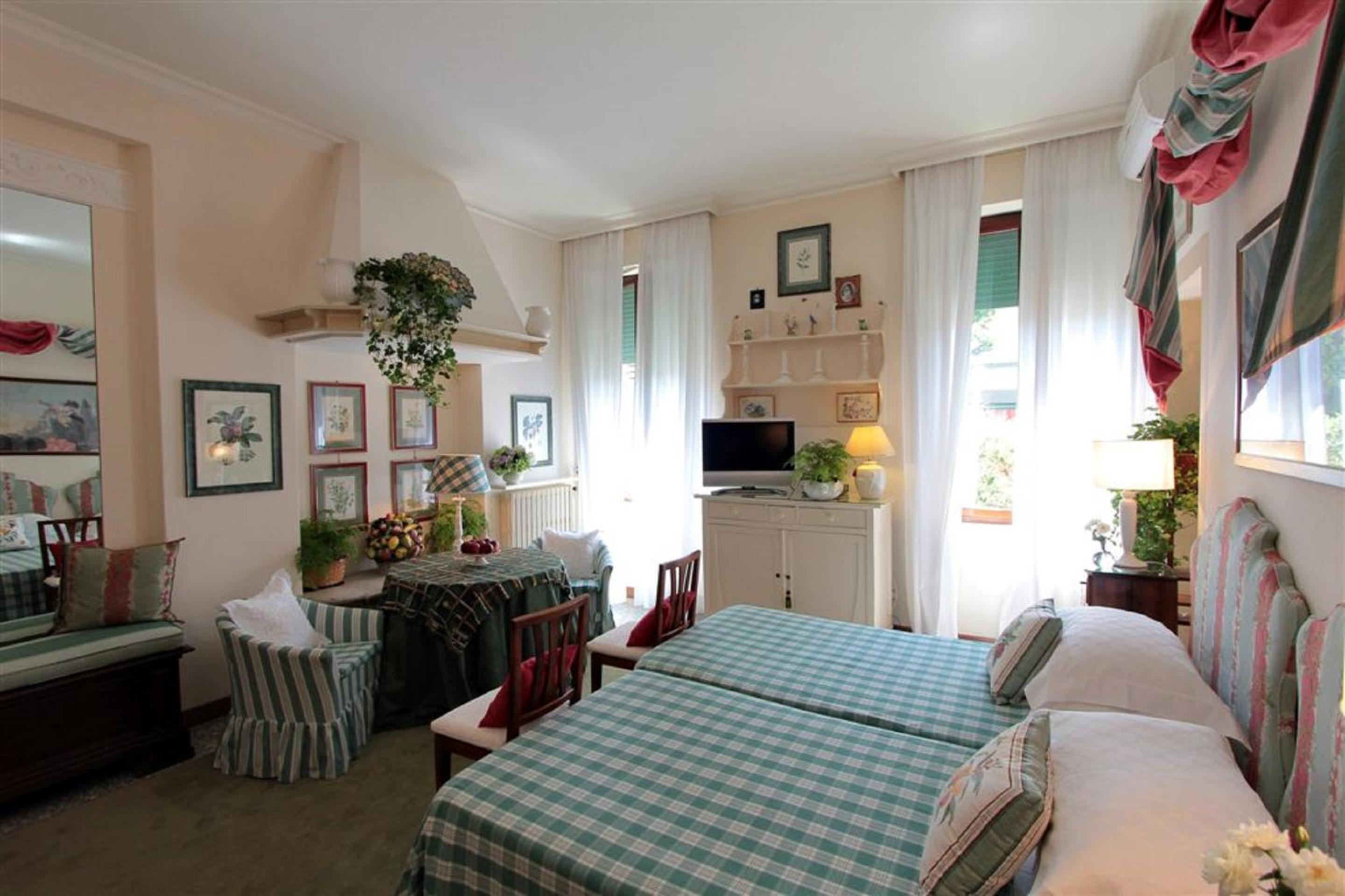 Deluxe Double Room - Photo 4