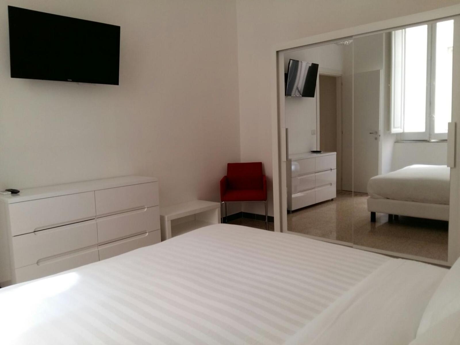 Deluxe Triple Room photo 2