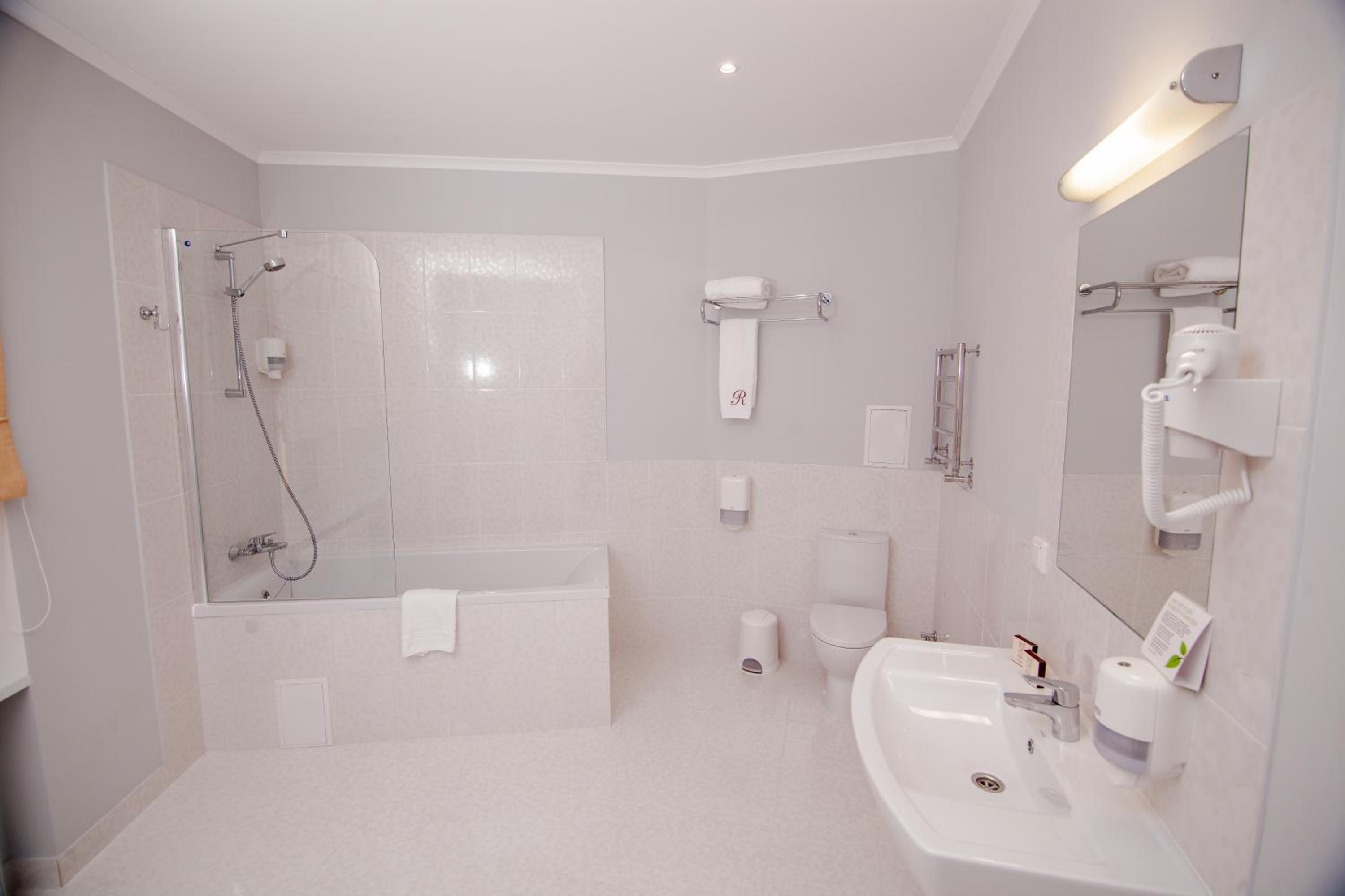 Superior Twin Room photo 2