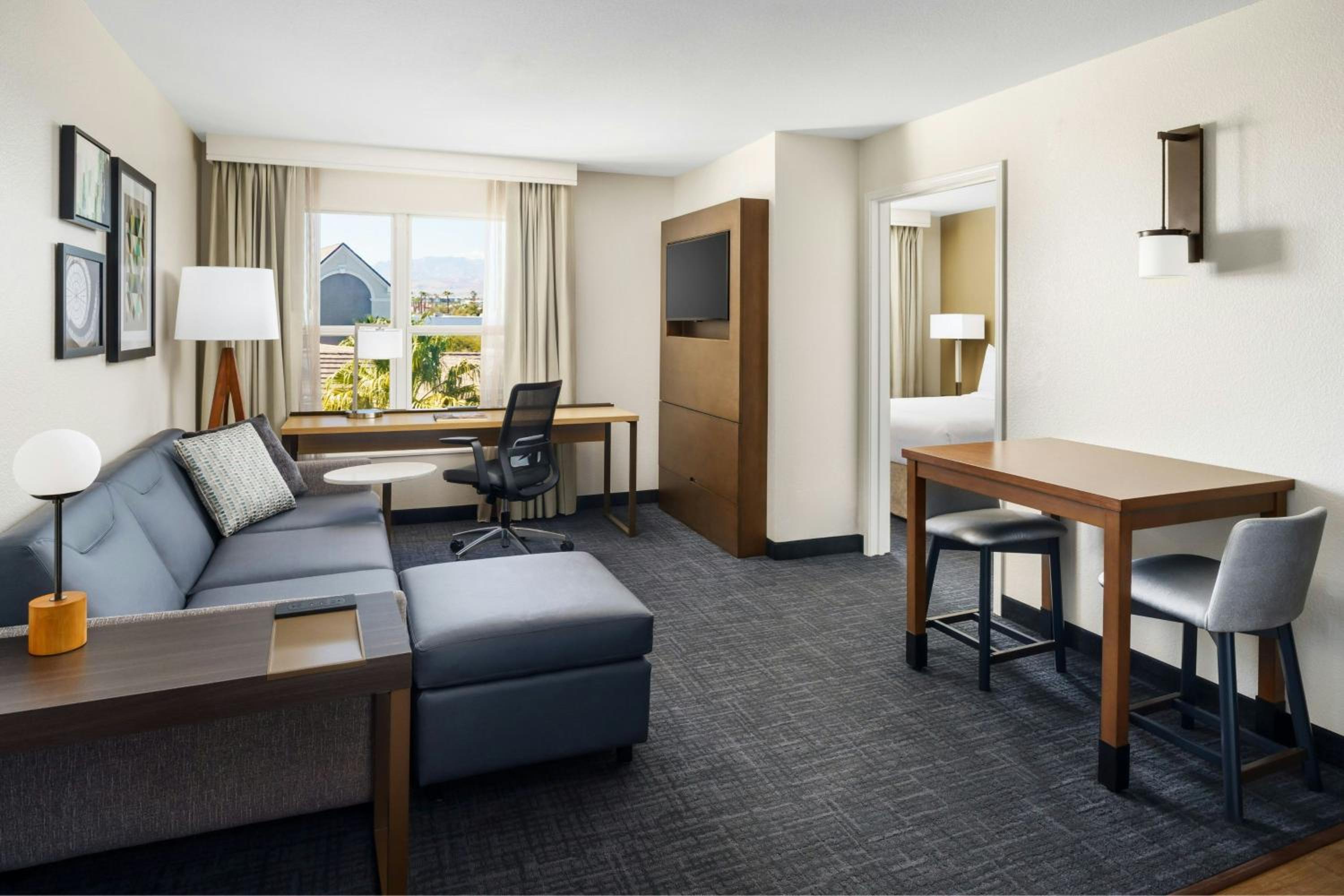 One-Bedroom Queen Suite with Sofa Bed - Photo 2