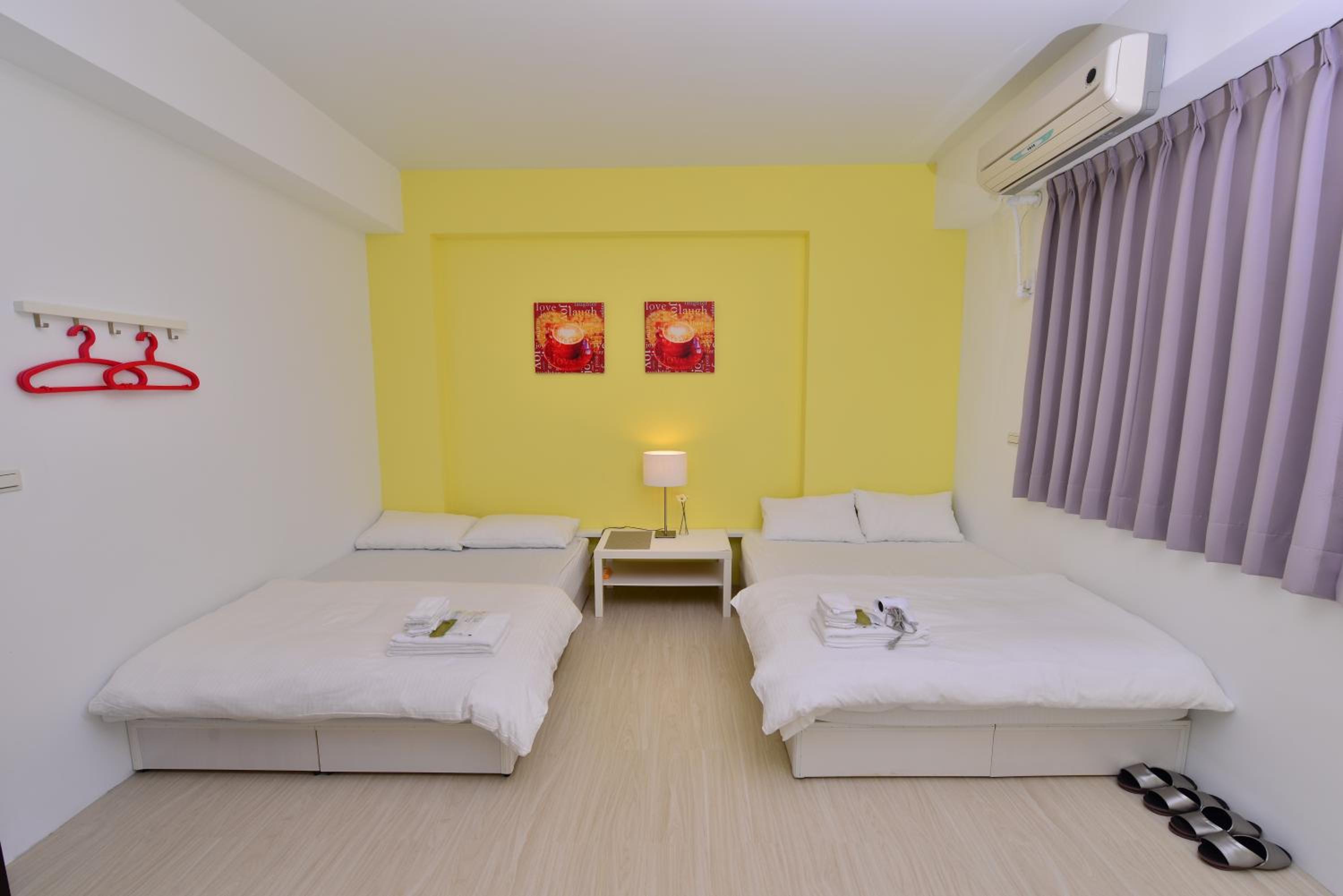 Classic Quadruple Room photo 3