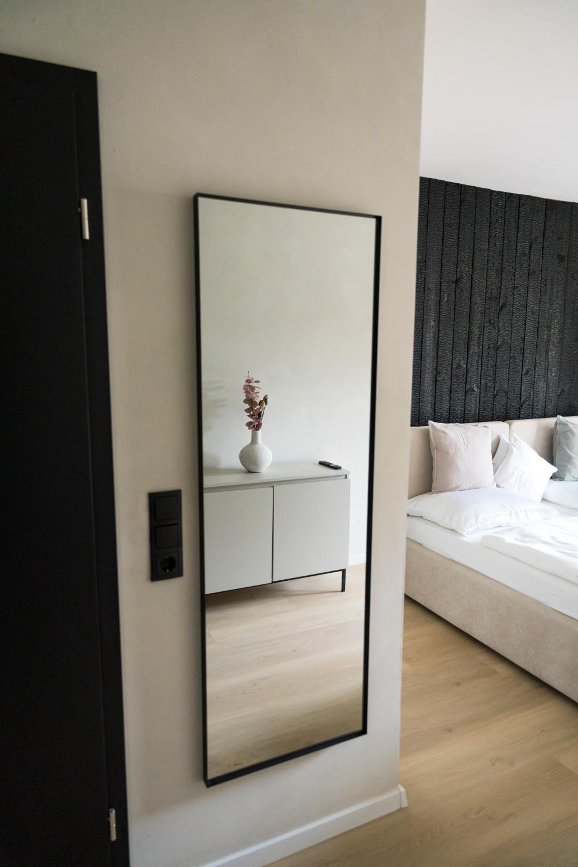 Double or Twin Room with Bathroom - Photo 22