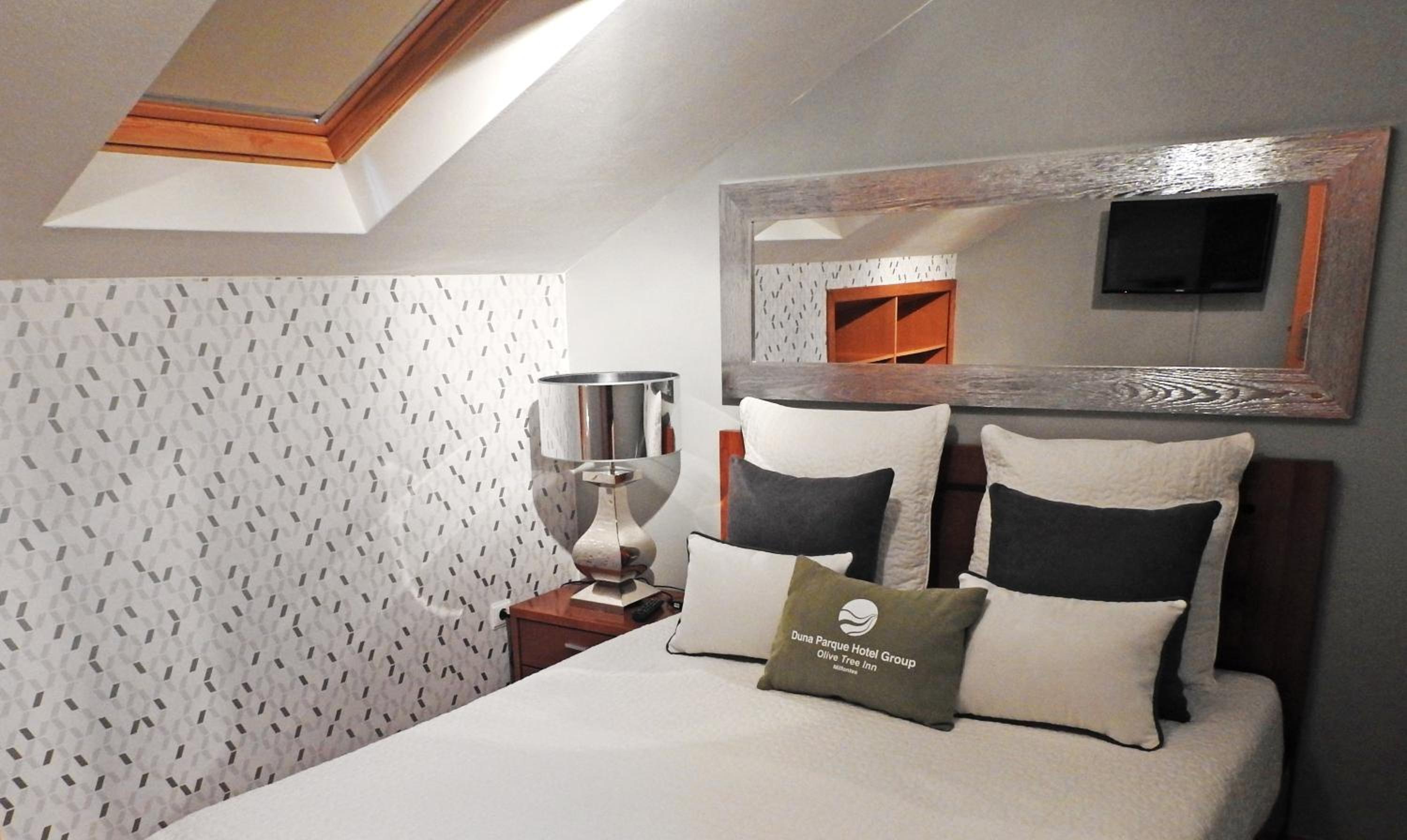 Quadruple Room with Shared Bathroom