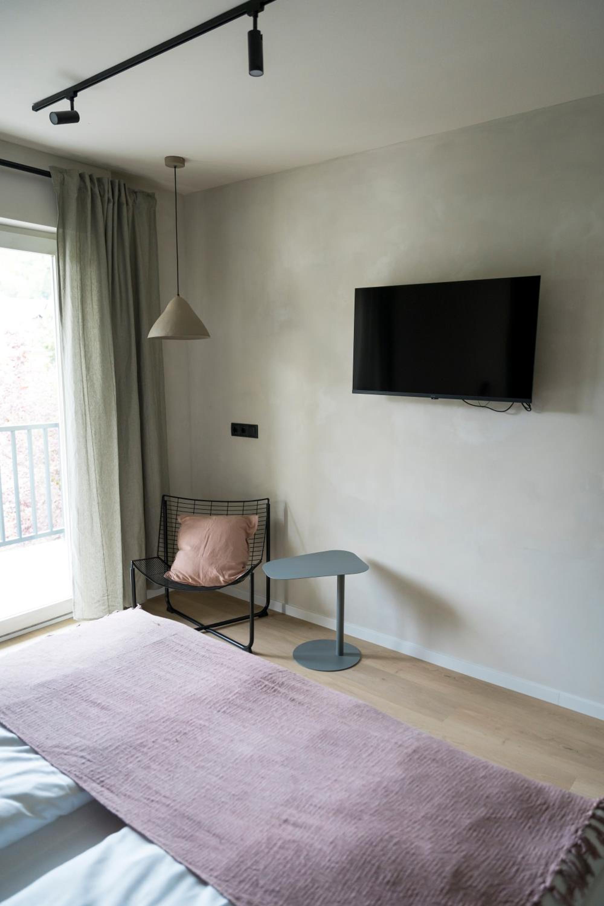 Double Room with Balcony - Photo 31
