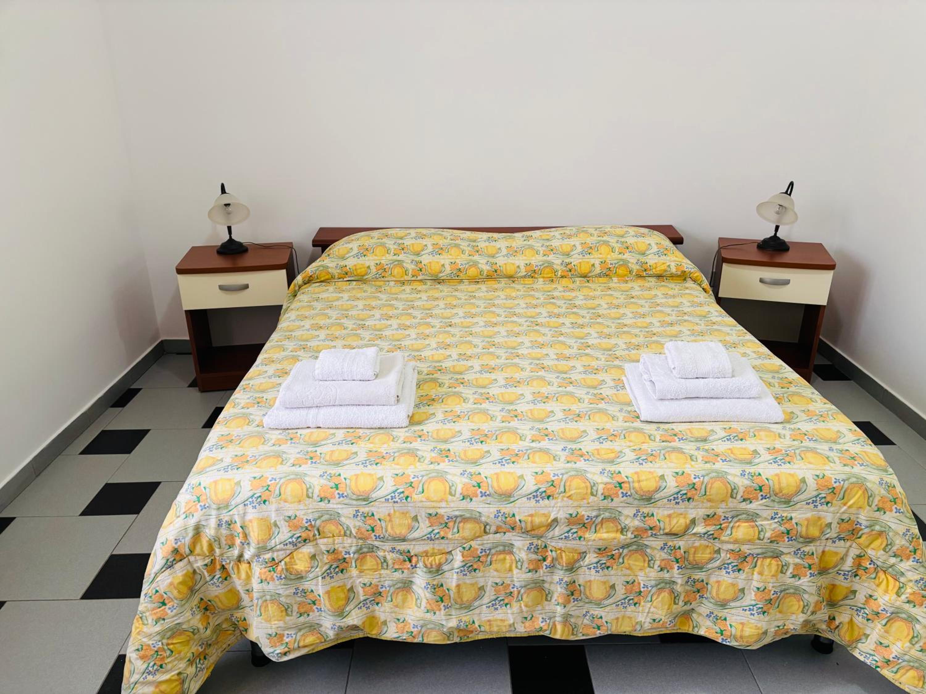 Two-Bedroom Apartment with Balcony photo 1
