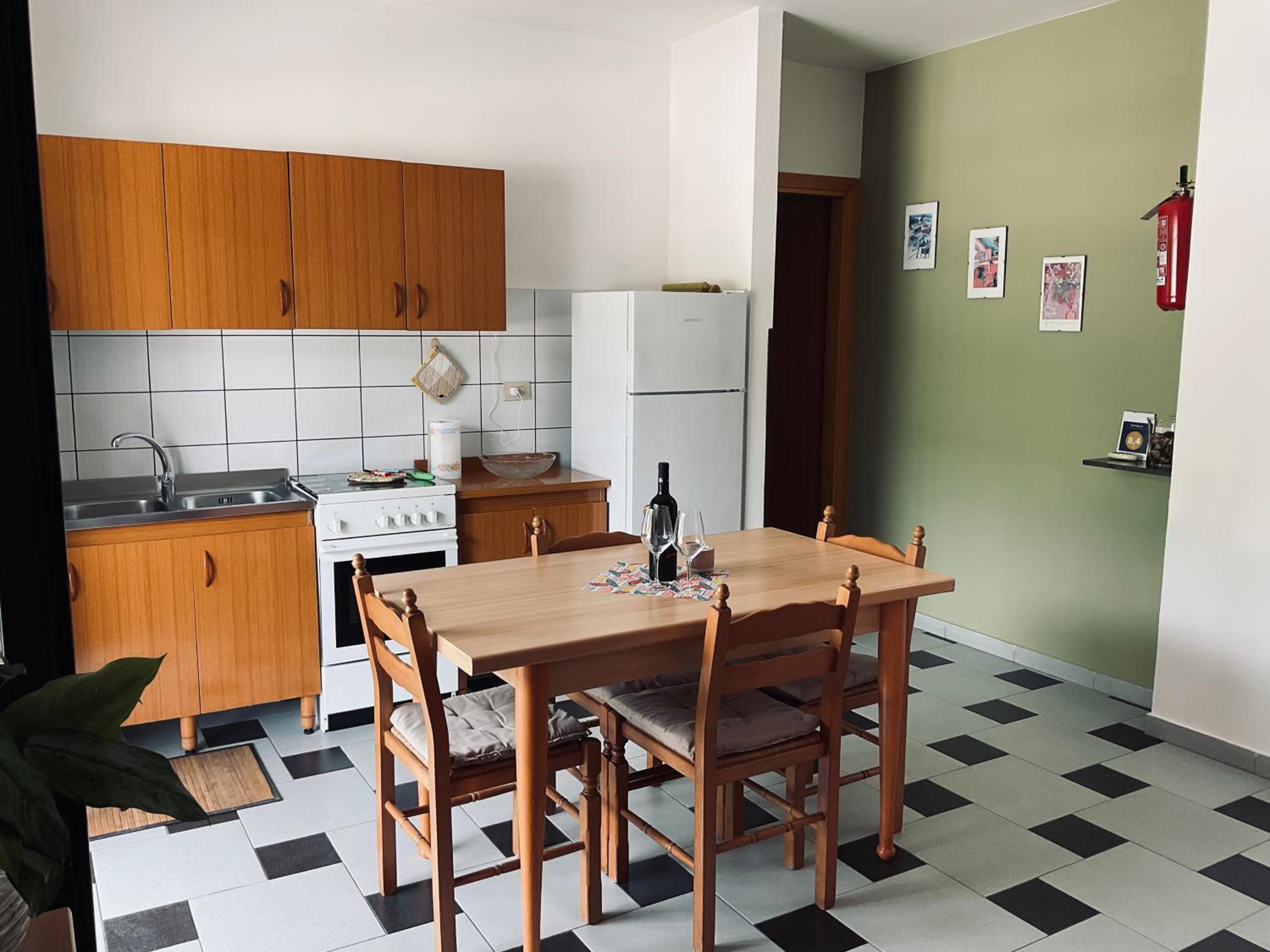 Two-Bedroom Apartment with Balcony photo 3
