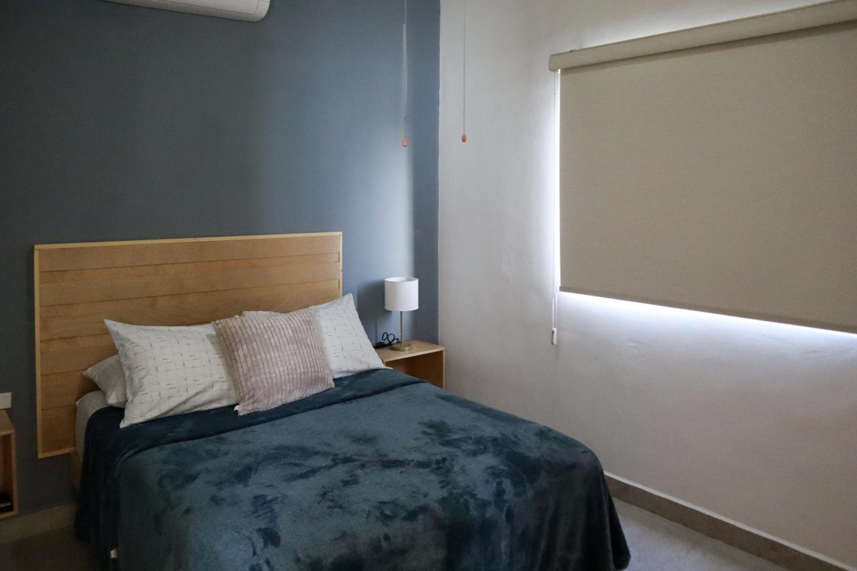 Studio Apartment photo 2