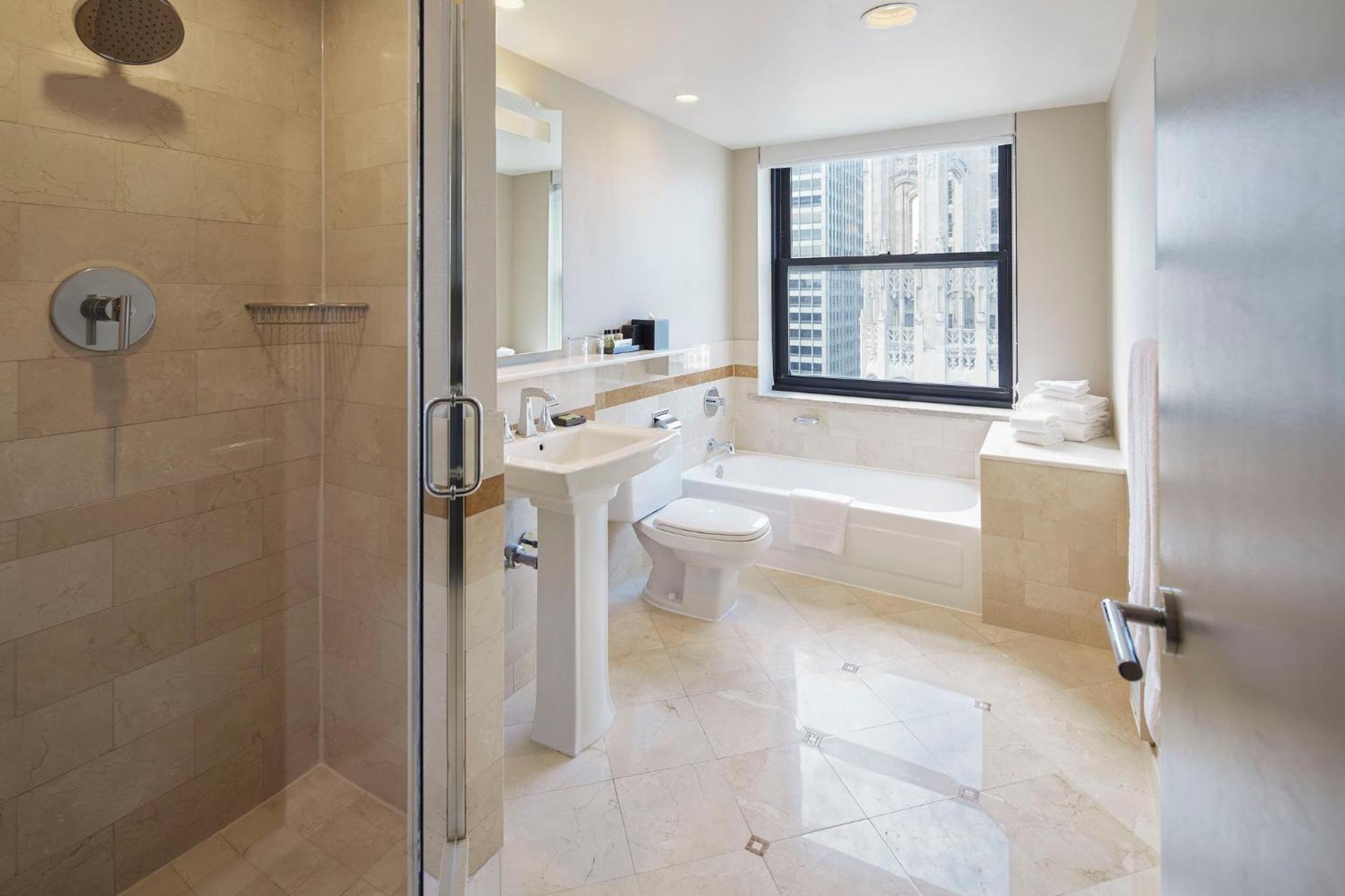 Premium King Room - Executive Tower