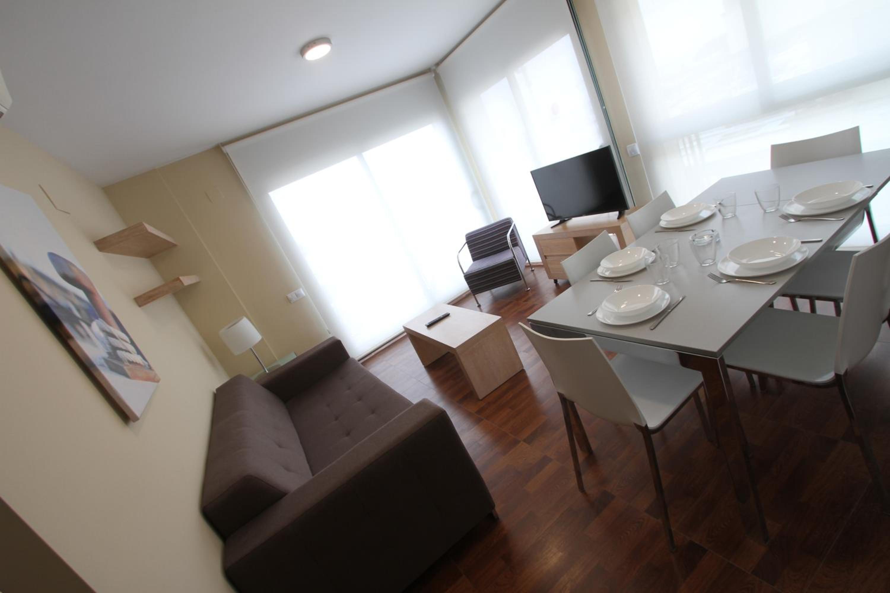 Apartamento de dos habitaciones con vista al mar