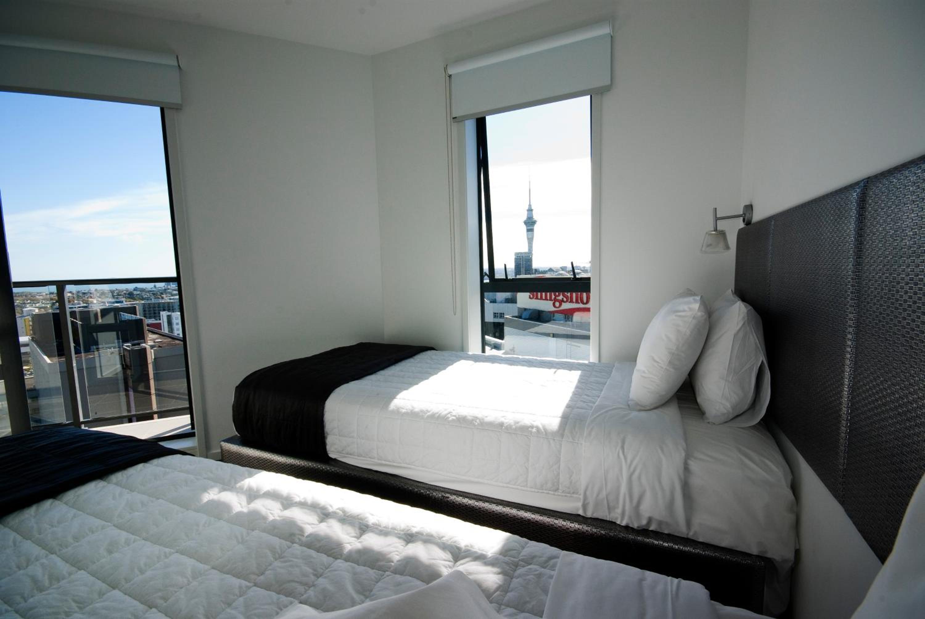 Two-Bedroom Apartment - Photo 5