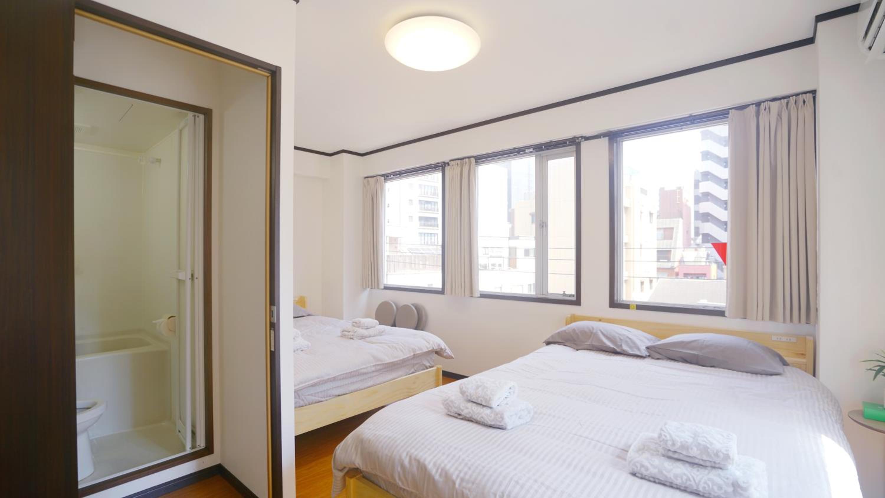 Studio Apartment photo 1