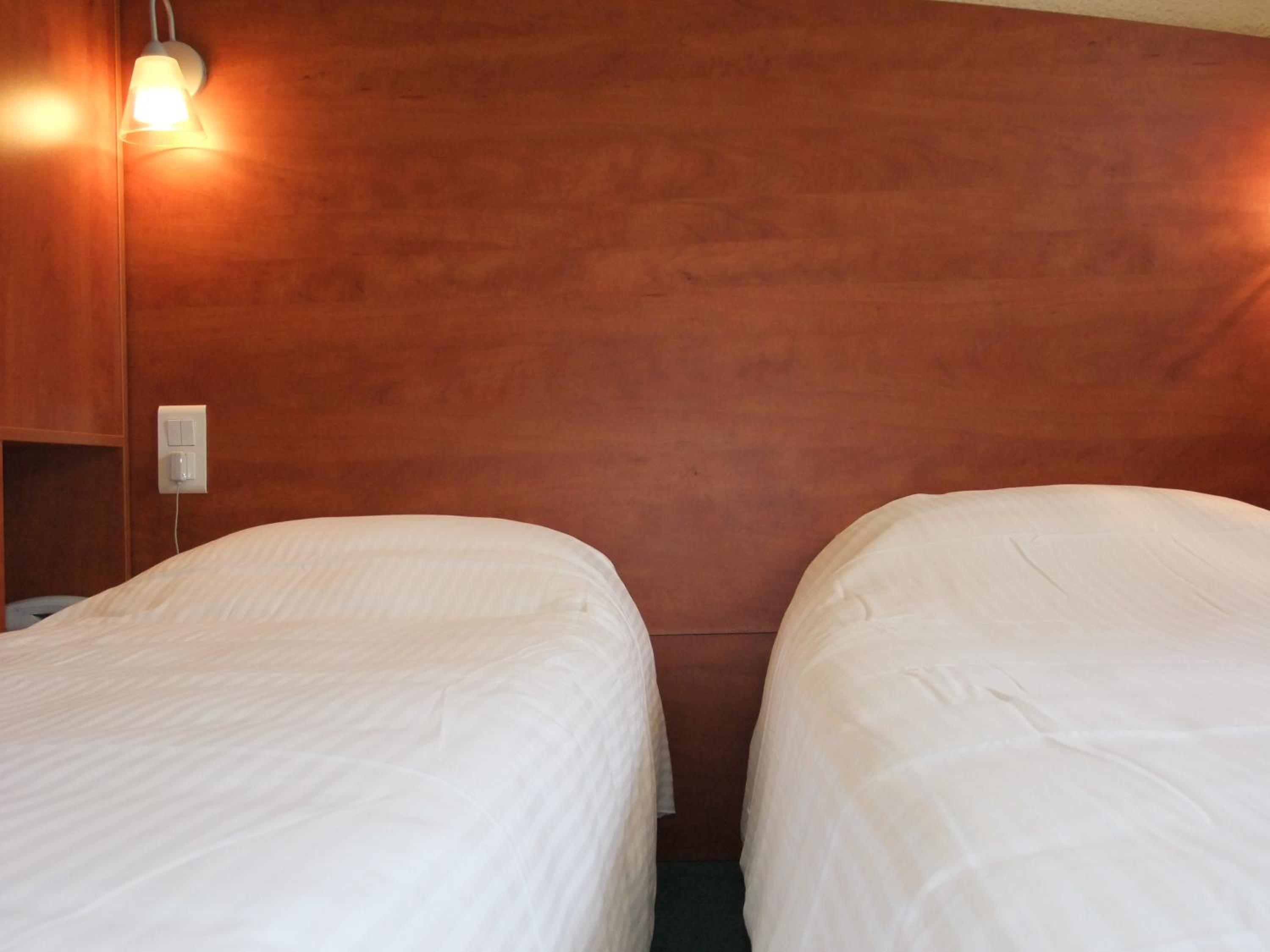 Triple Room (1 double bed and 1 simple bed) - Photo 1