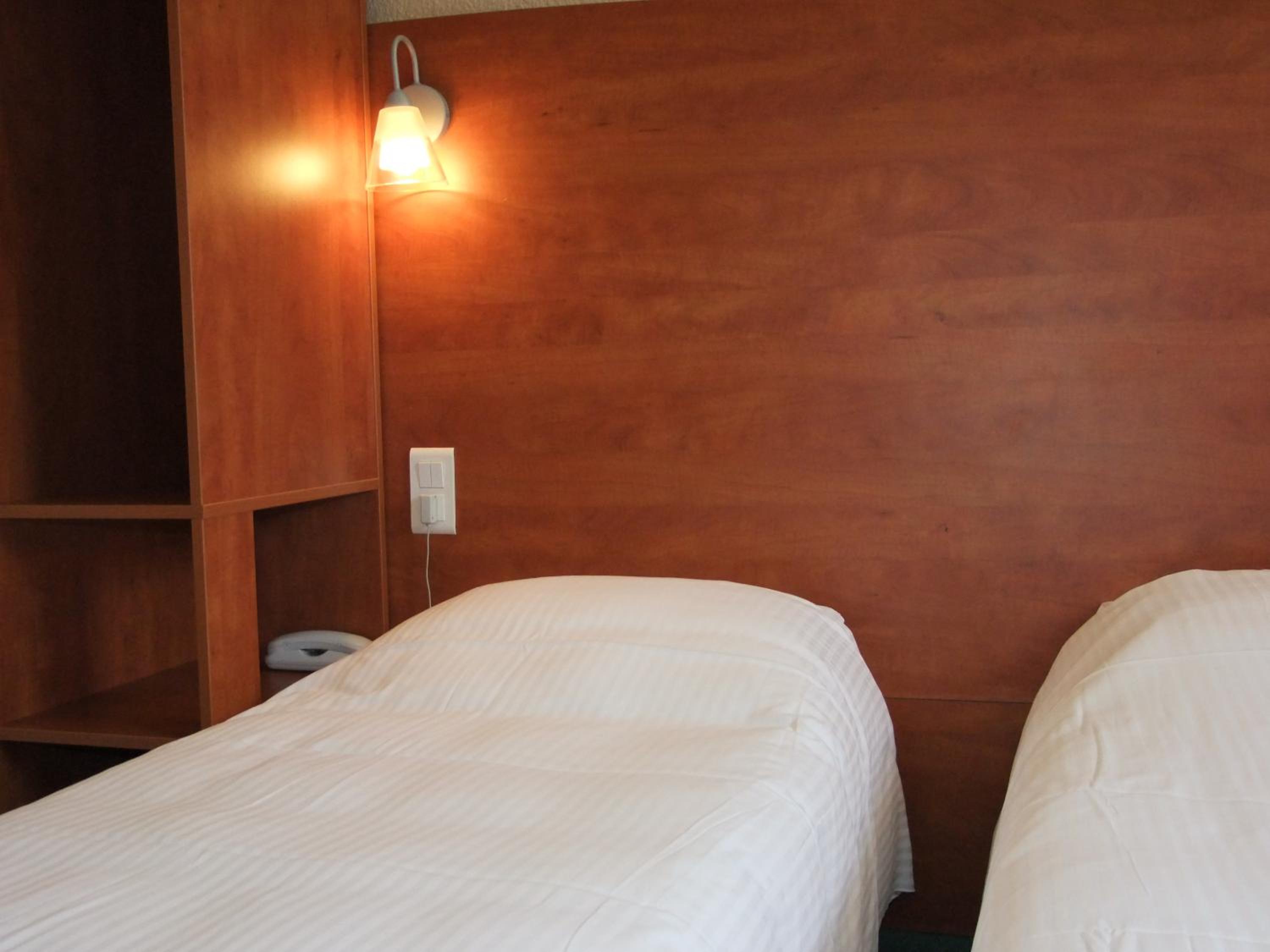 Triple Room (1 double bed and 1 simple bed) - Photo 2