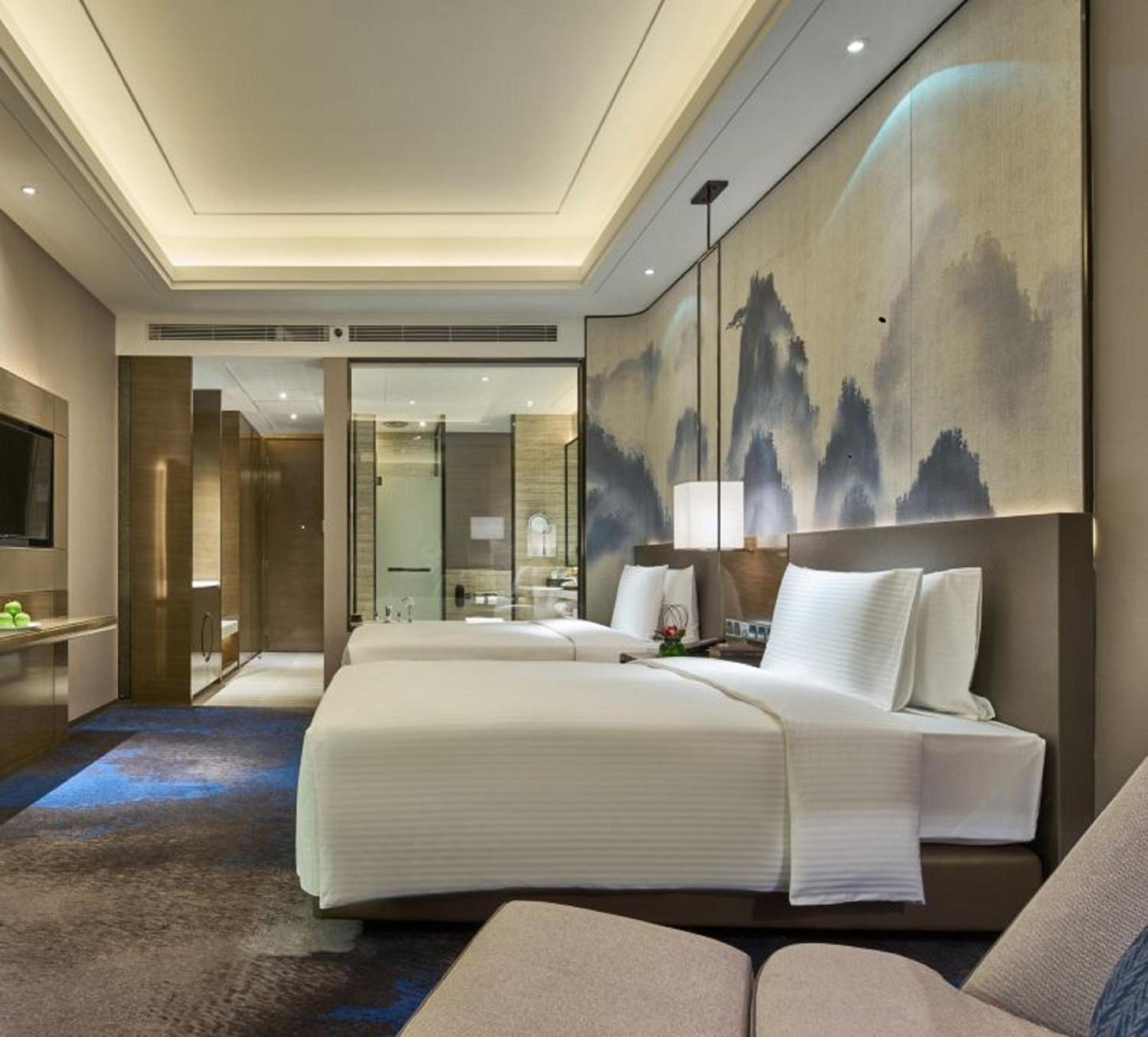 Executive Deluxe Twin Room photo 2
