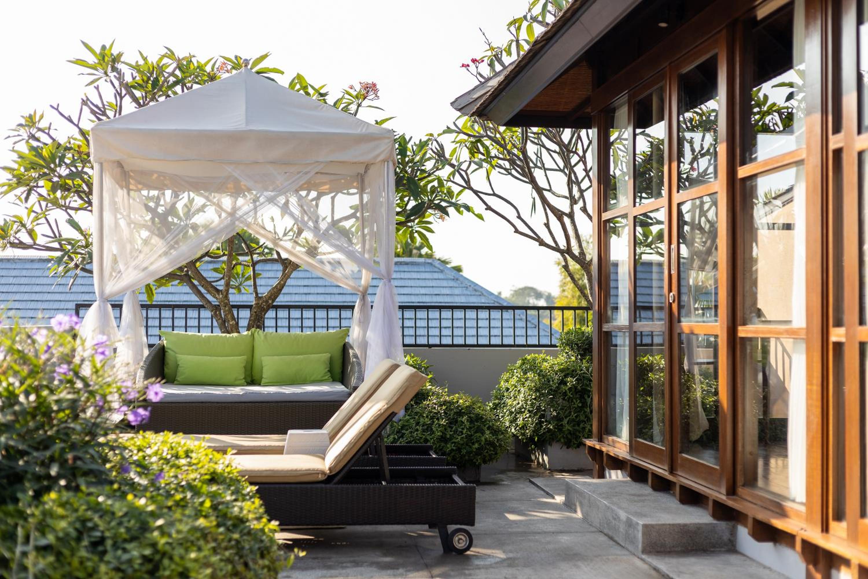 Rooftop Suite - Two-Bedroom - Photo 2