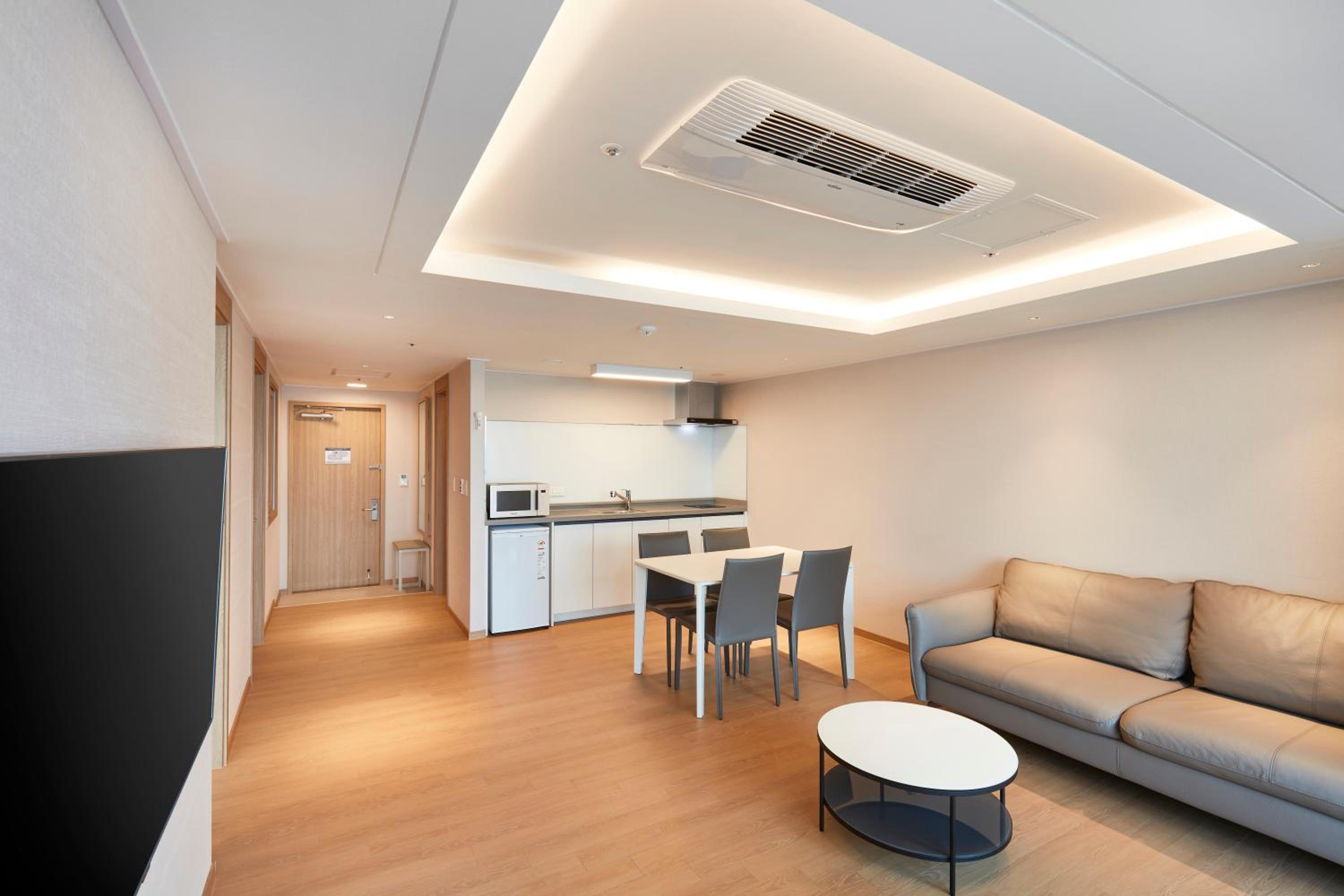 Premier Suite with Breakfast for 2 People