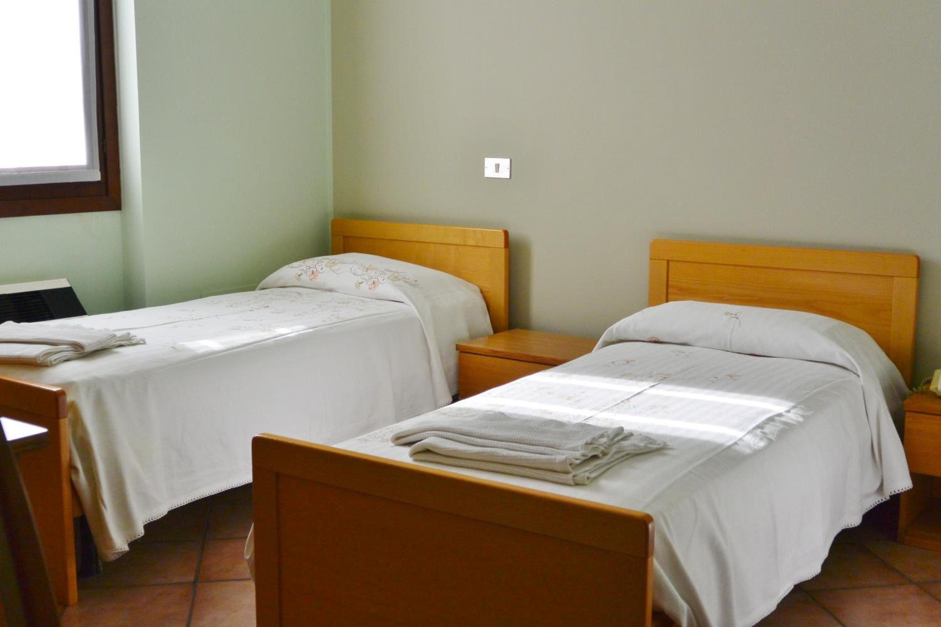 Standard Twin Room photo 1