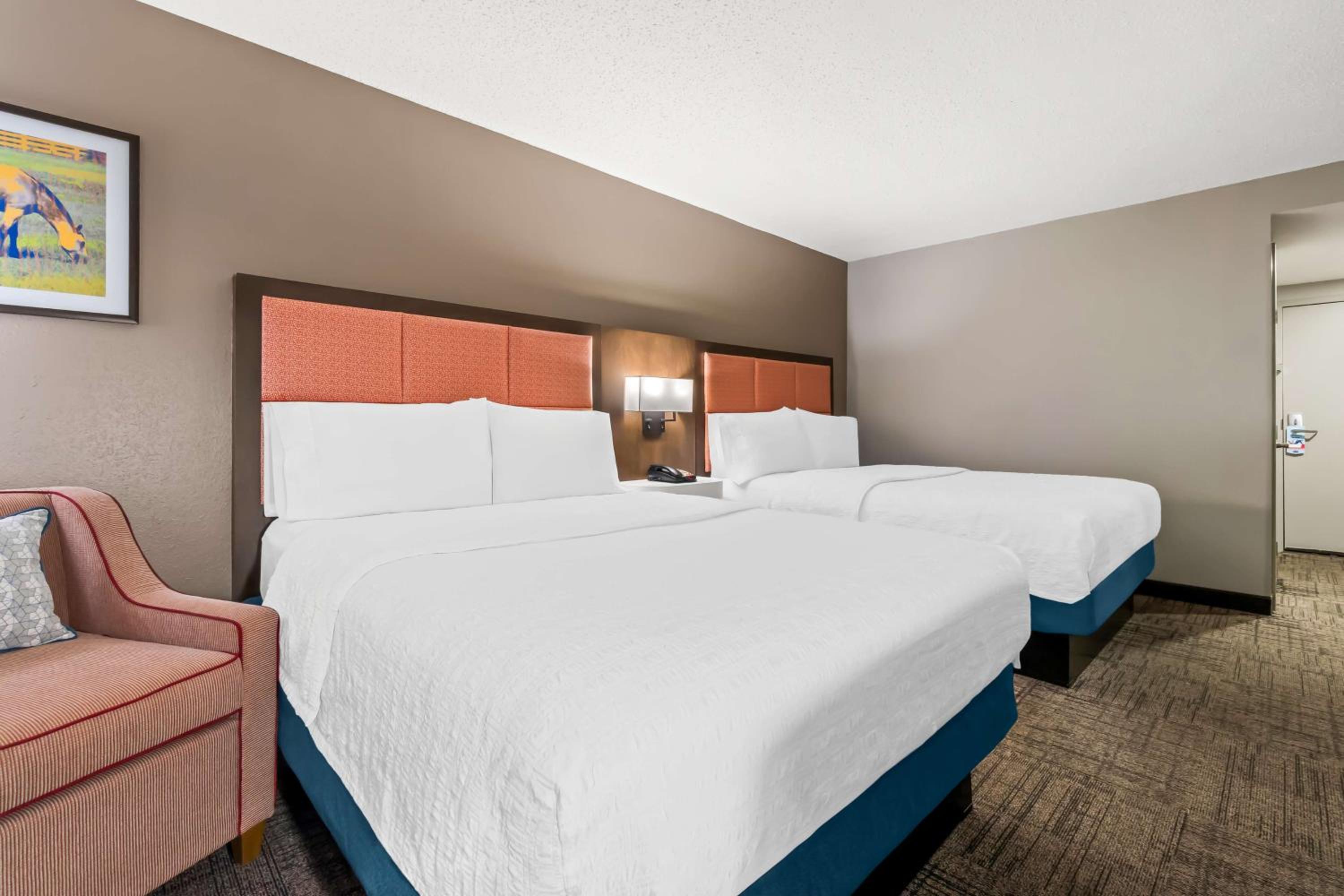 Double Room with Two Double Beds - Non-Smoking - Photo 1