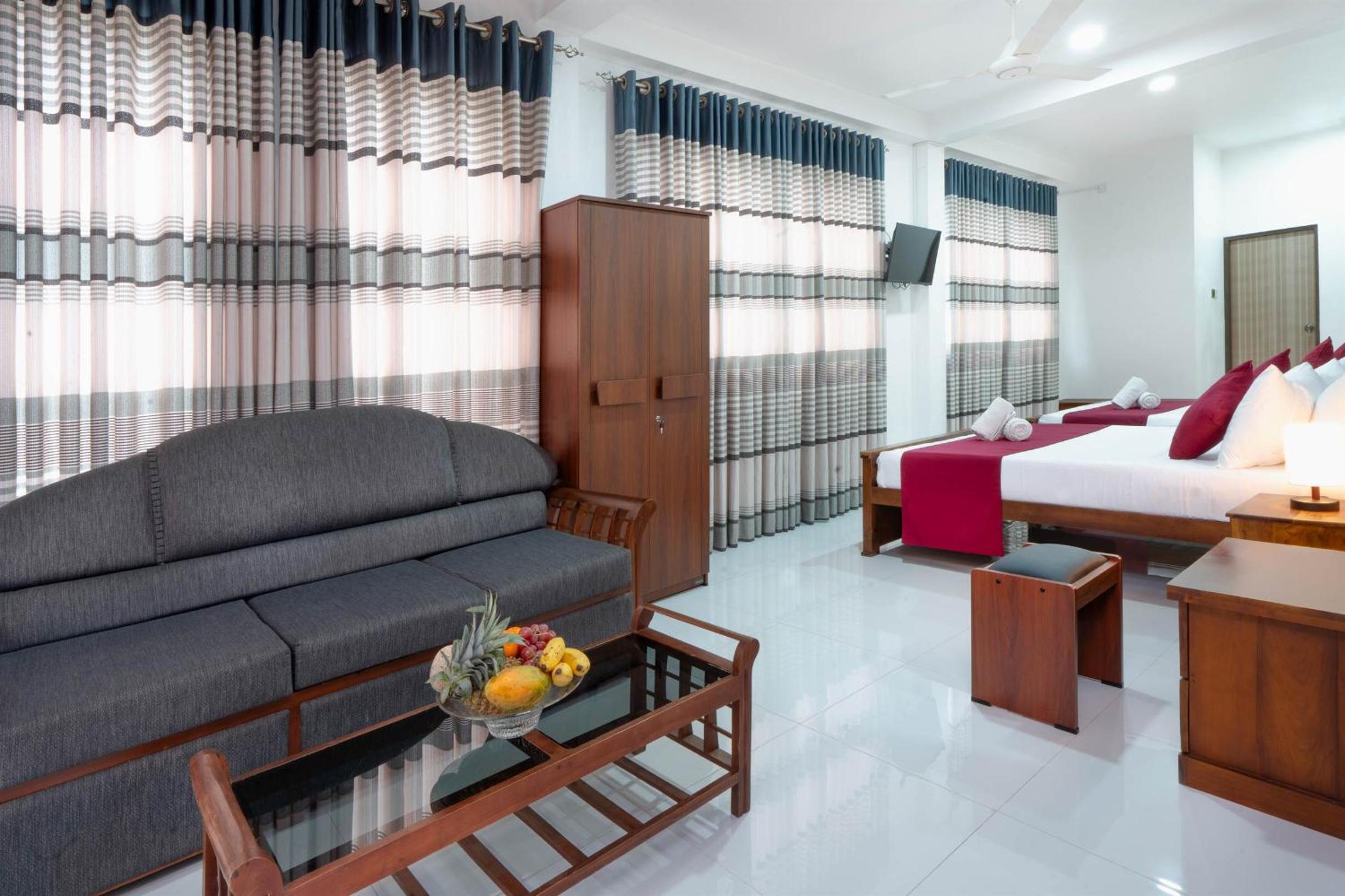 Deluxe Family Room photo 3