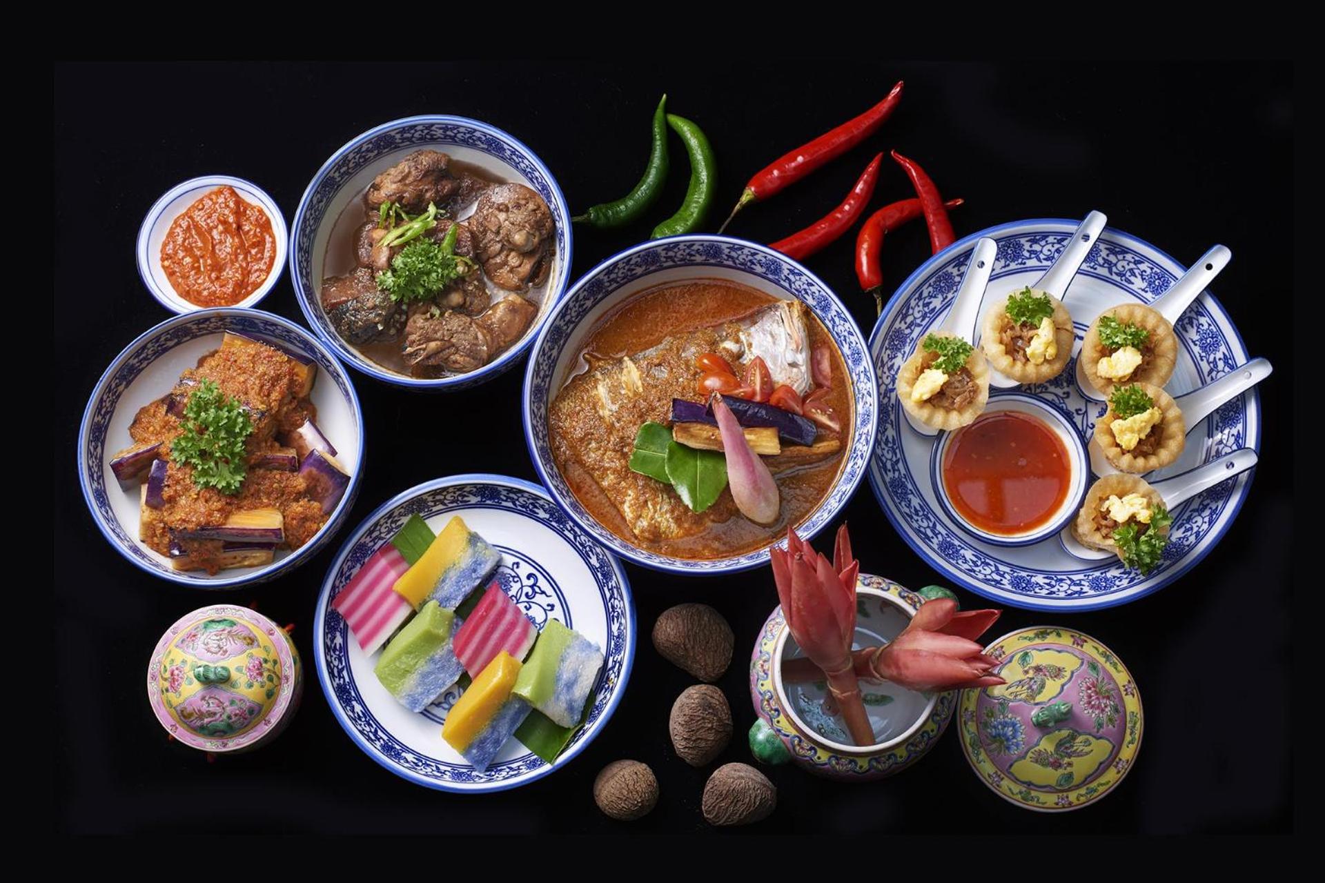 Room + Dining Package - Deluxe Twin (Lunch or Dinner for 2 People)