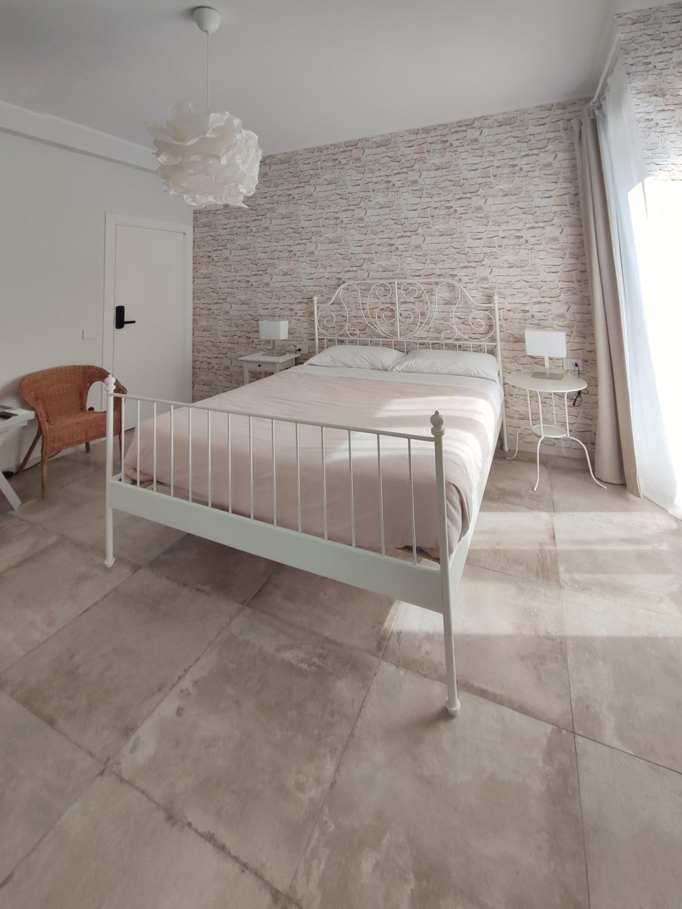King Room with Balcony photo 3