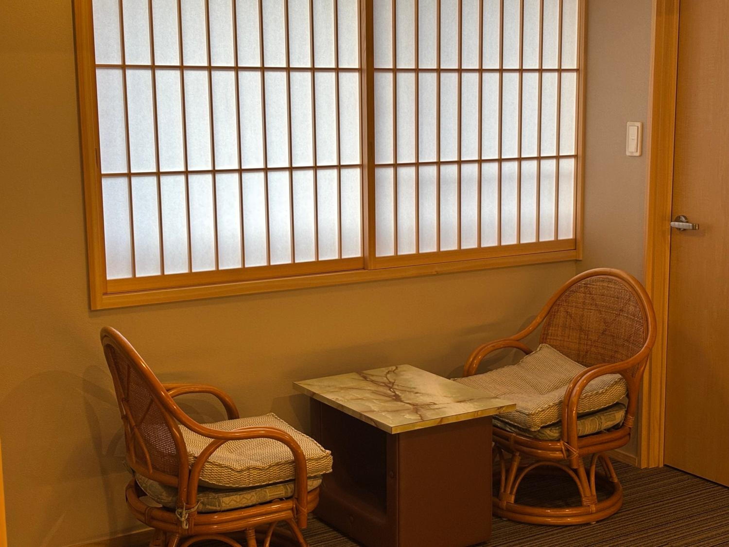 Superior Twin Room - Photo 4